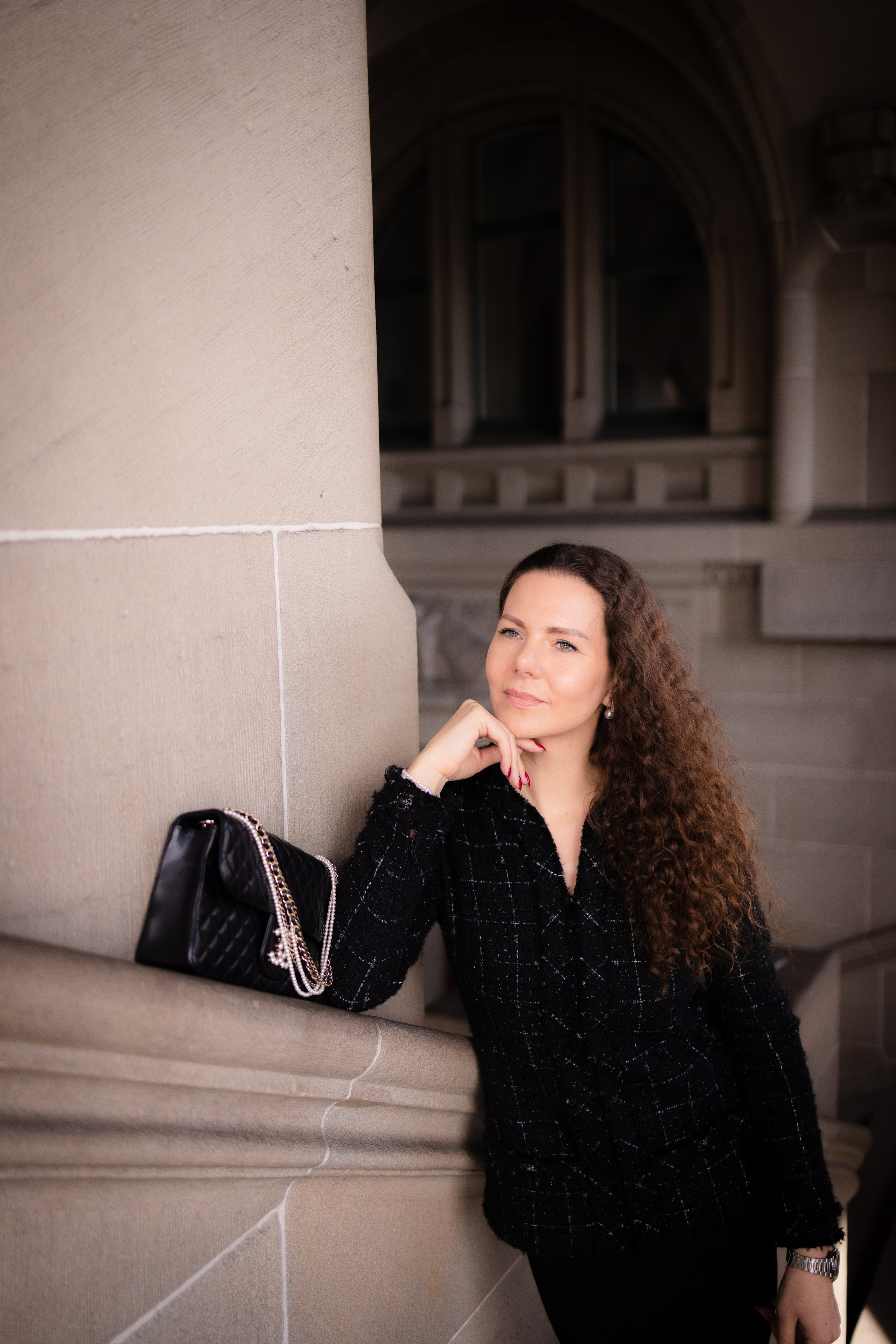 Oksana business portrait. Family photographer Zurich & Switzerland Daria Moore