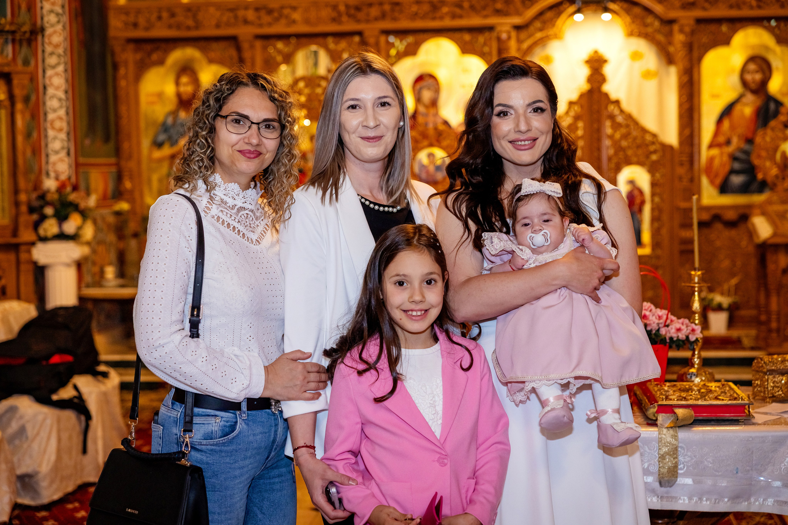 Iris Stefania. Moments By Gub