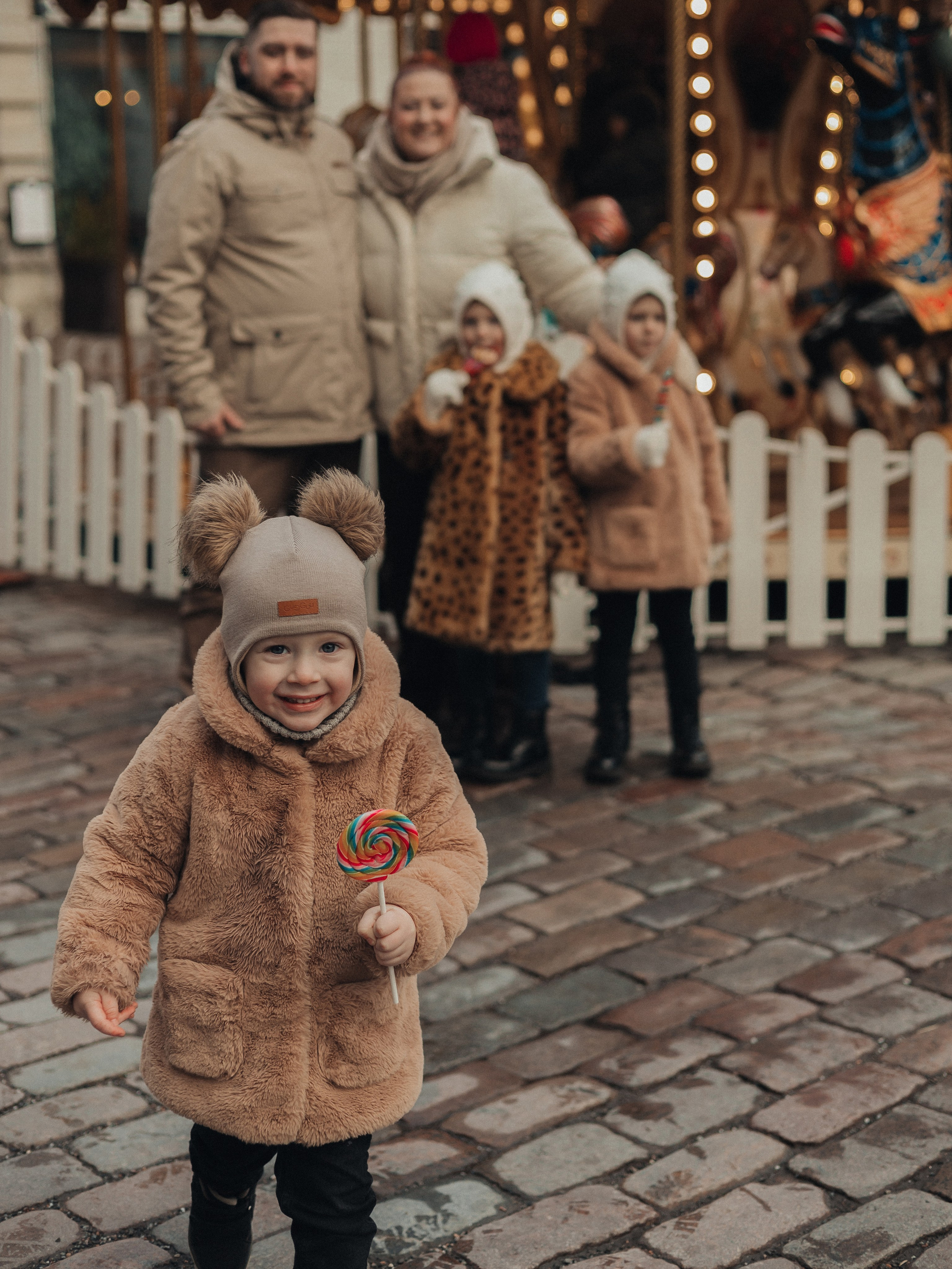 Юля с семьёй. Семейный фотограф в Таллинне Дарья Кивимейстер