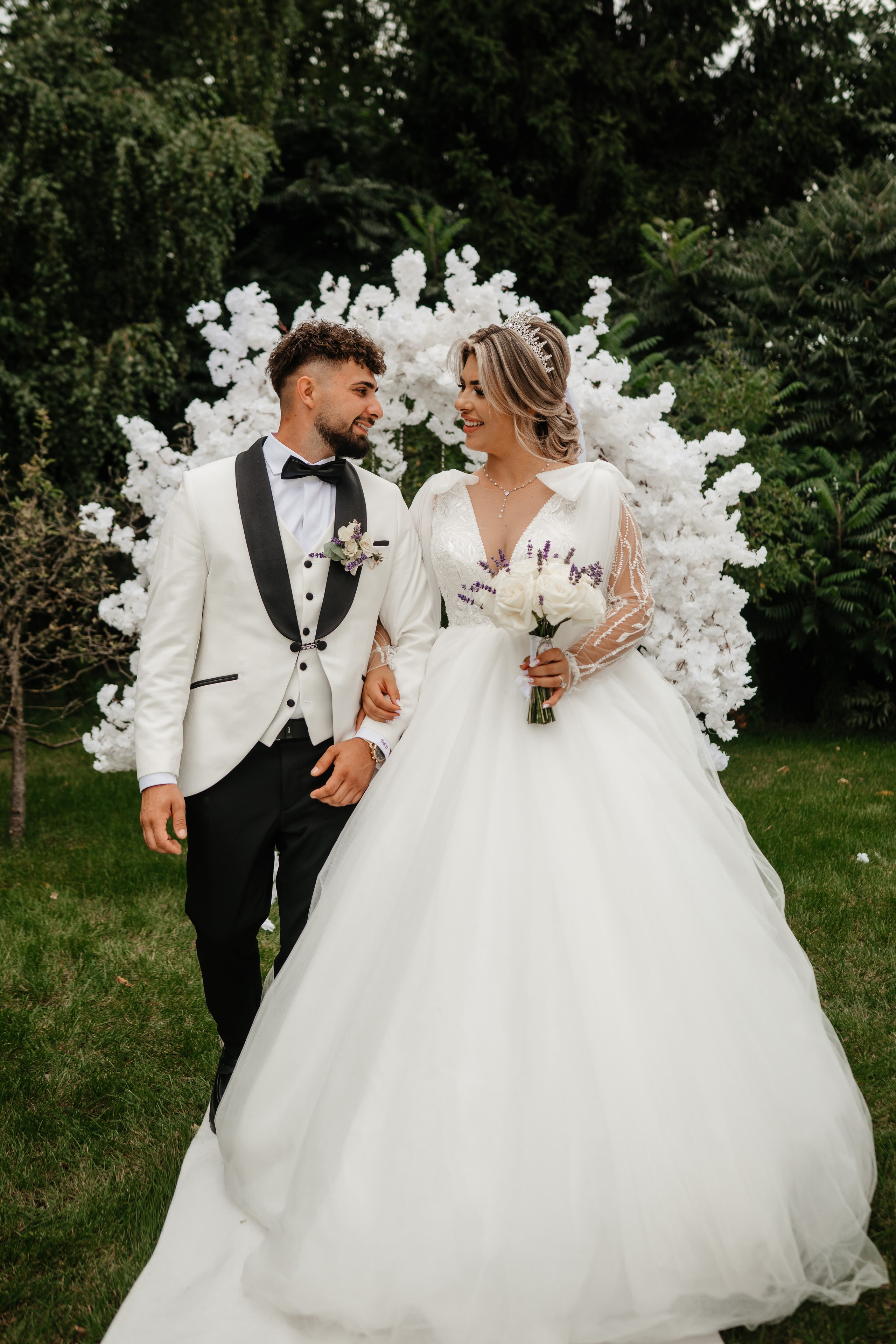 🤎 D a i a n a & D a n i e l - Wedding Day Preview. Wedding & Family Photographer