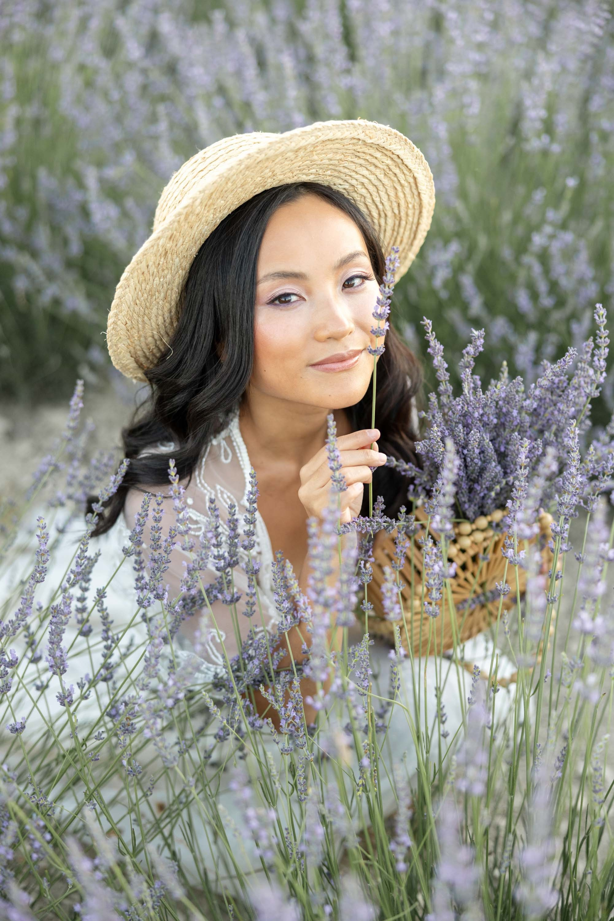 Dreamy Photoshoot in a Lavender Field. Julia Ganch I Fashion Wedding Photography I Cappadocia Turkey