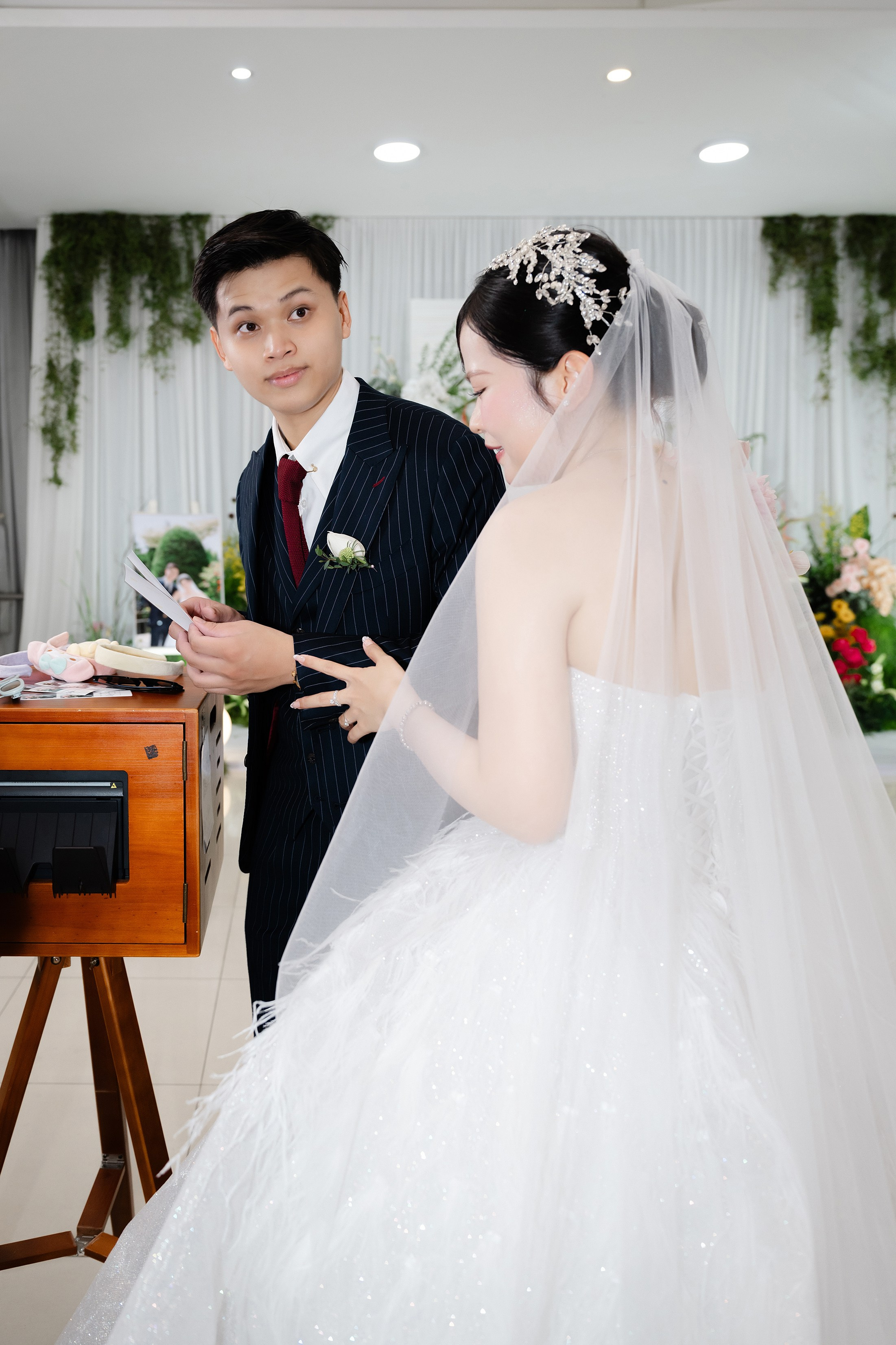 TOAN & VY / Wedding Journalism. Saigon Wedding Present | Art Beyond Moments