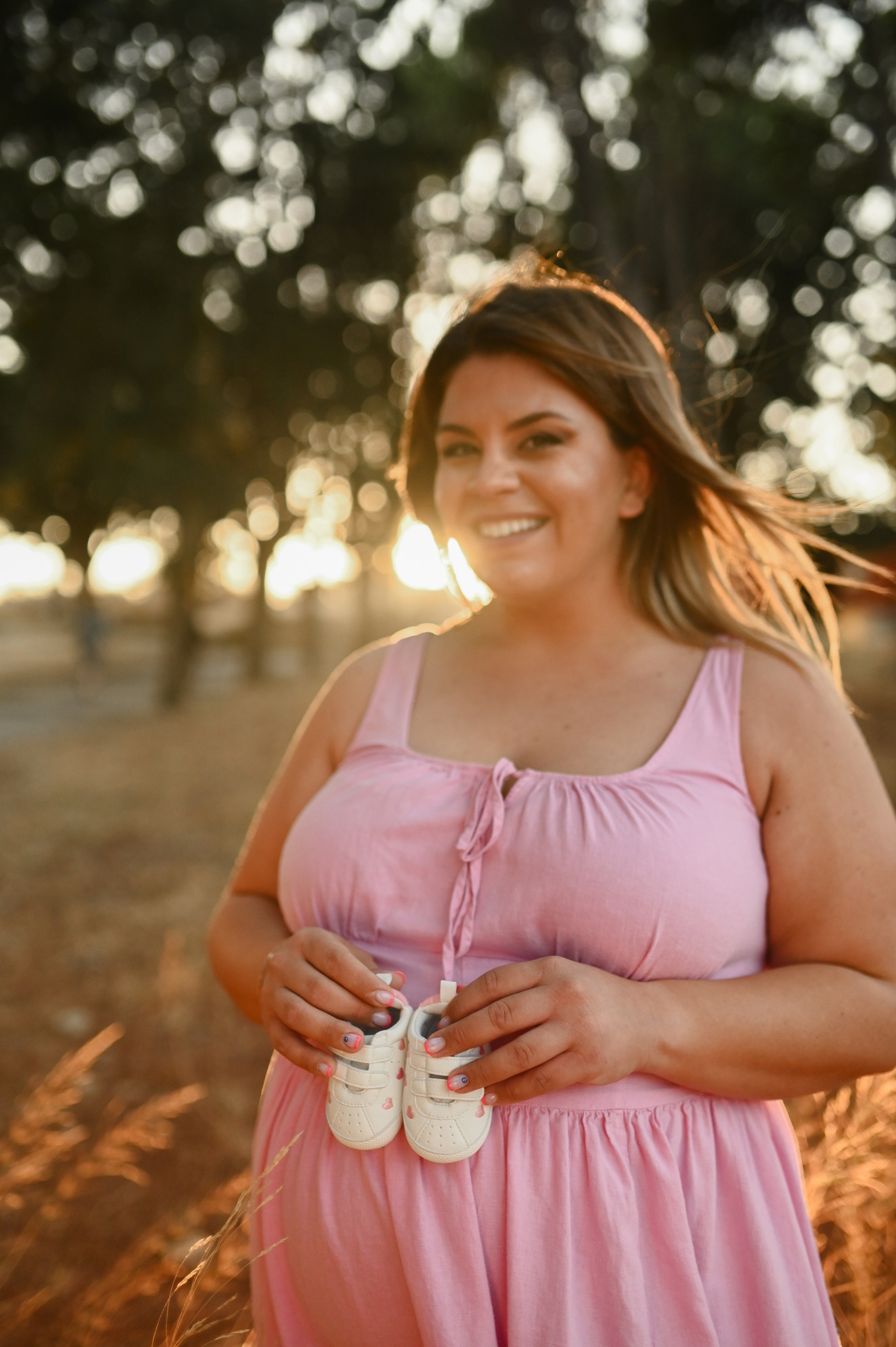 Φωτογράφιση εγκυμοσύνης στο Φιλέρημο Ρόδου – Μαγικές στιγμές μέσα στη φύση. WELCOME