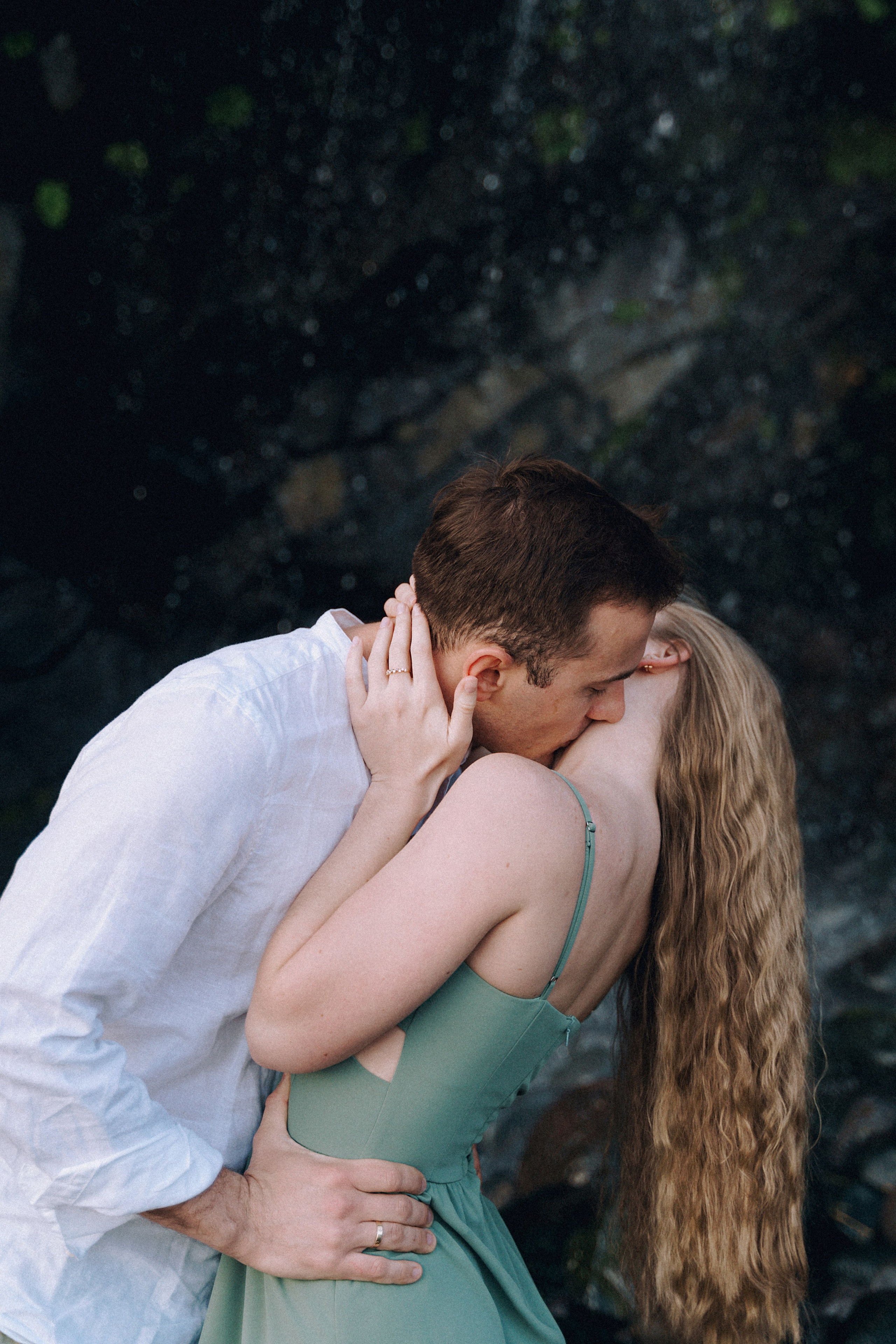 Couple Photoshoot on a Secluded Beach|Madeira Photographer. Your photographer in Madeira
