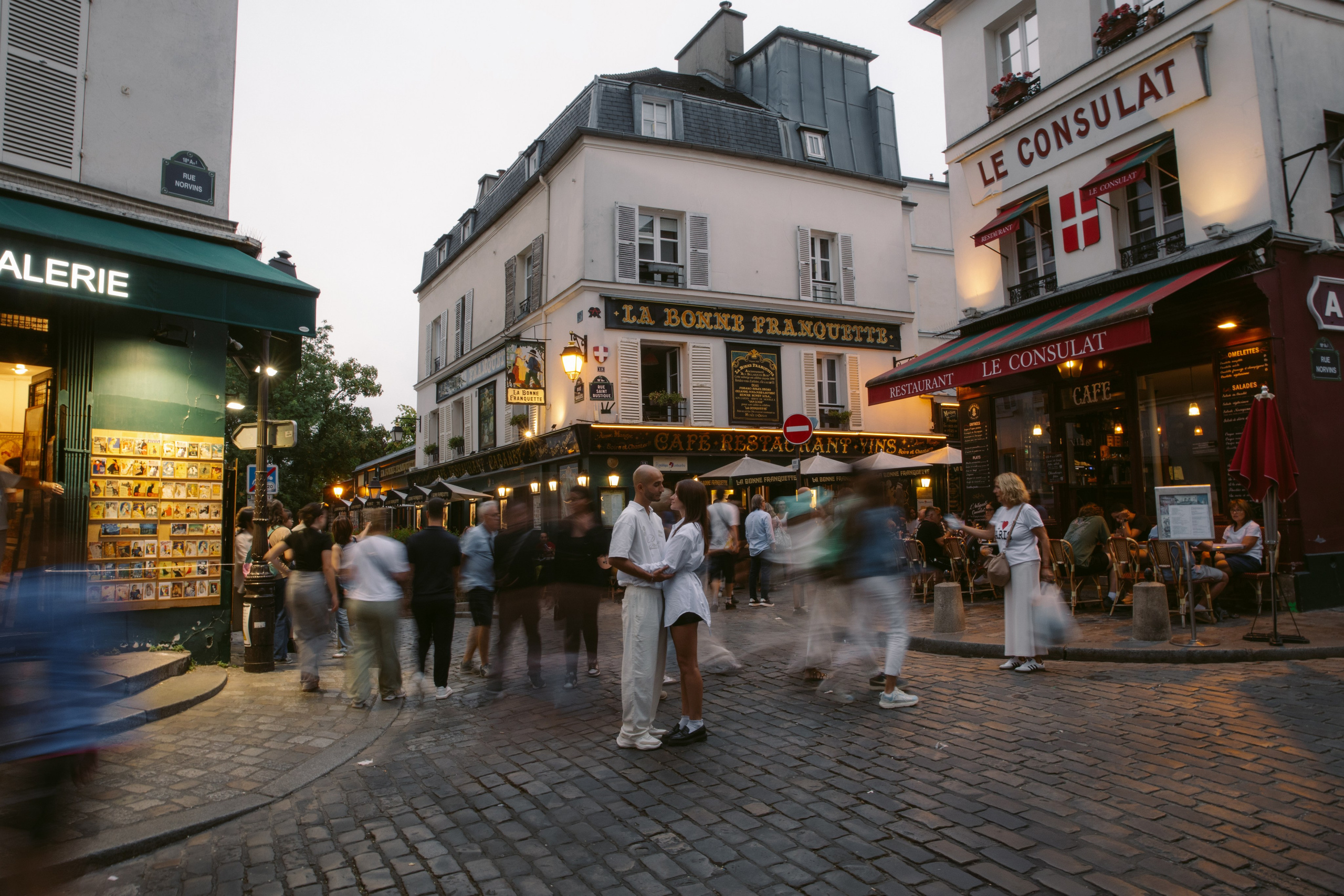 Tim & Pauline — A Parisian Stroll Photoshoot. Свадебный фотограф в Париже