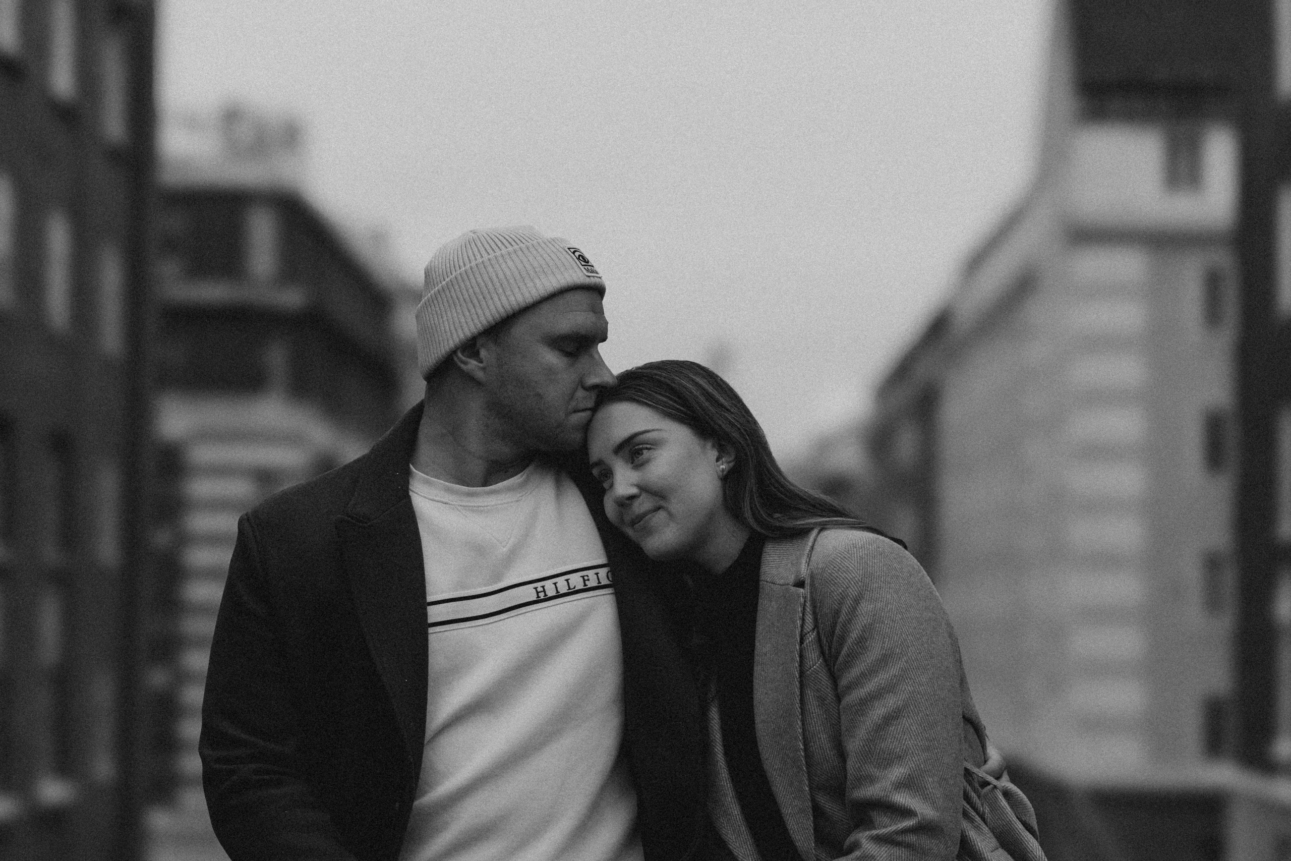 Lovestory. Wedding and potrait photographer in Helsinki Vickan O