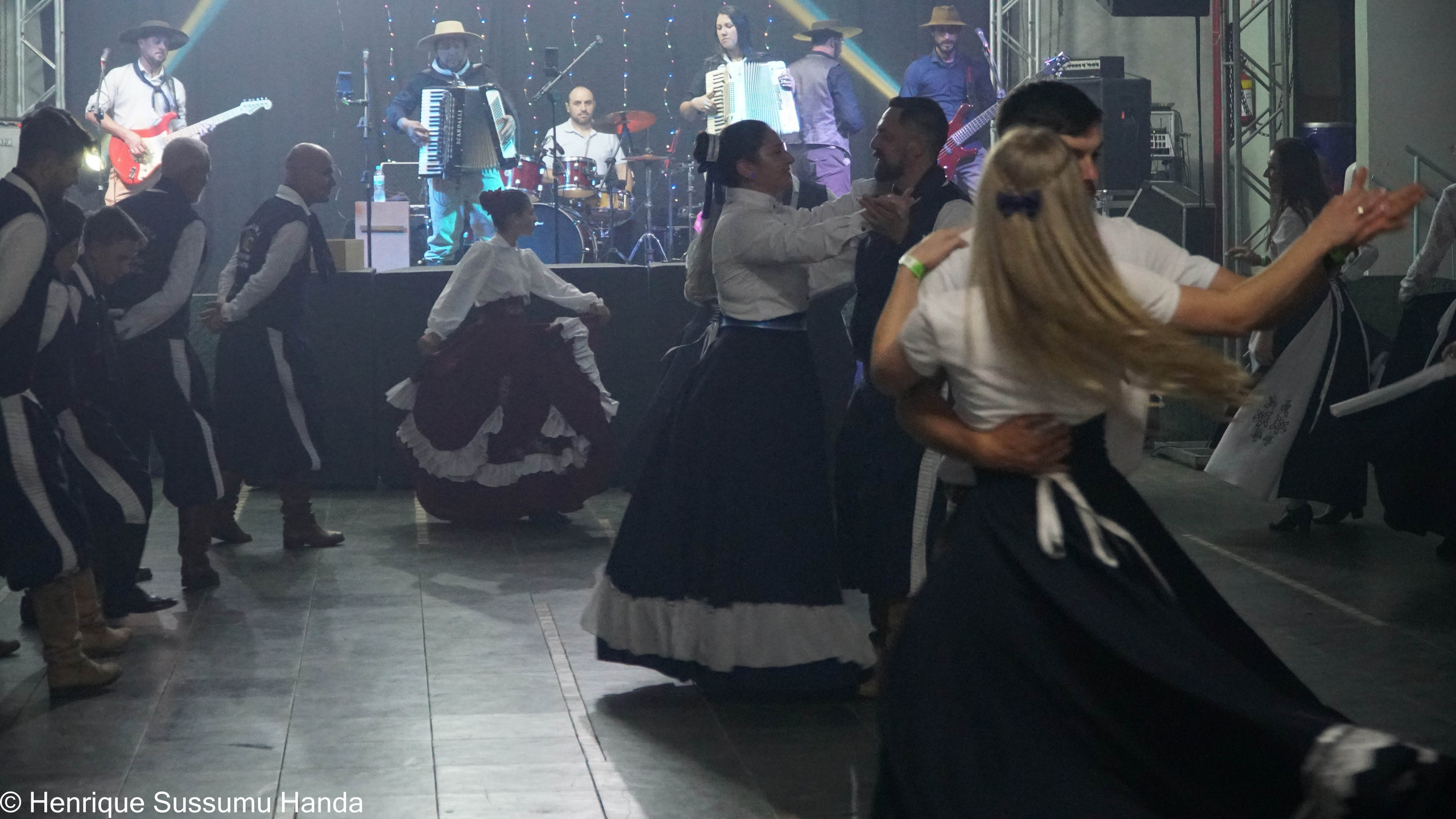 Formatura Curso de Dança Inovação Campeira. Handa Produções