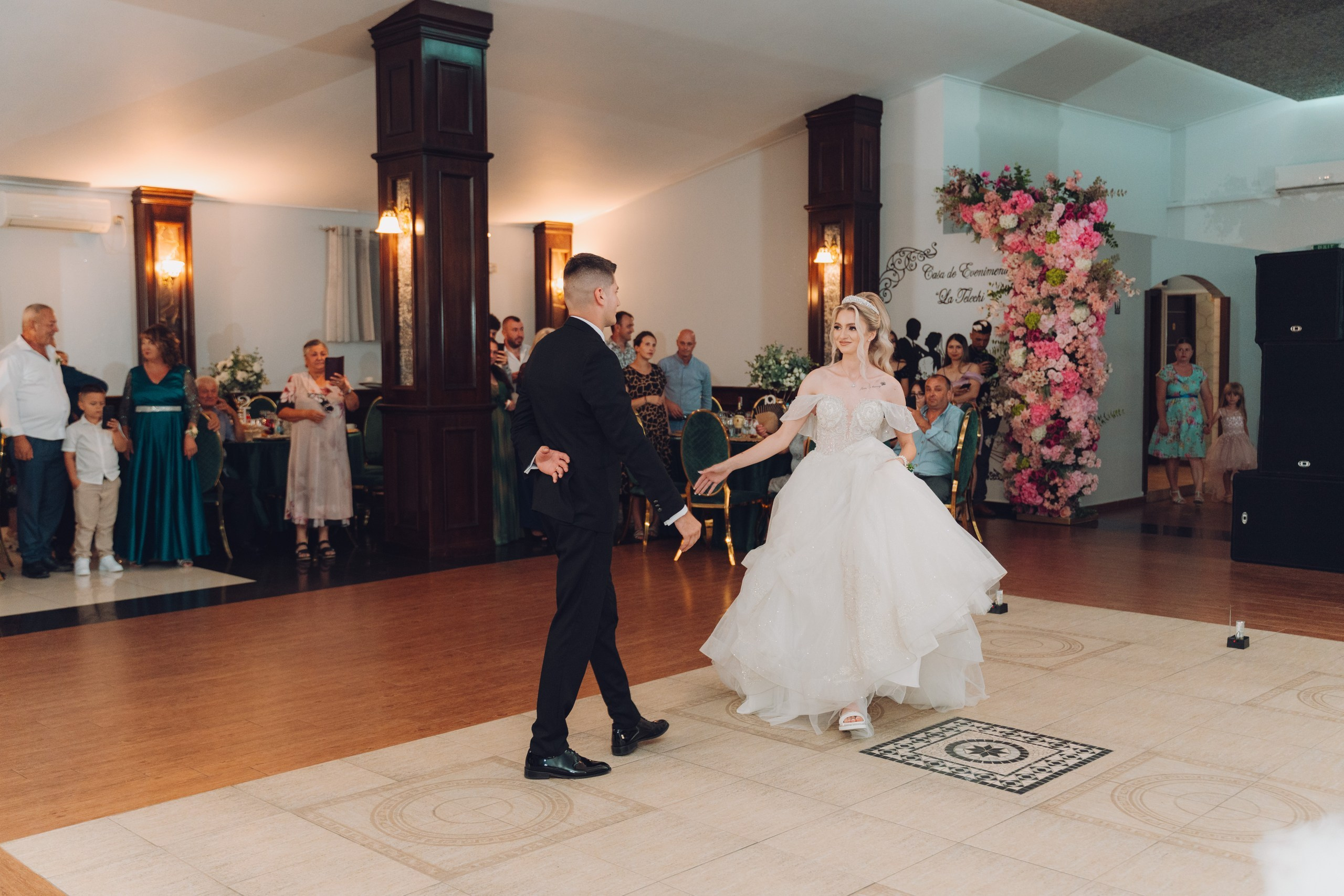 Anastasia & Paul. Ionut Cimpoes FOTOGRAF