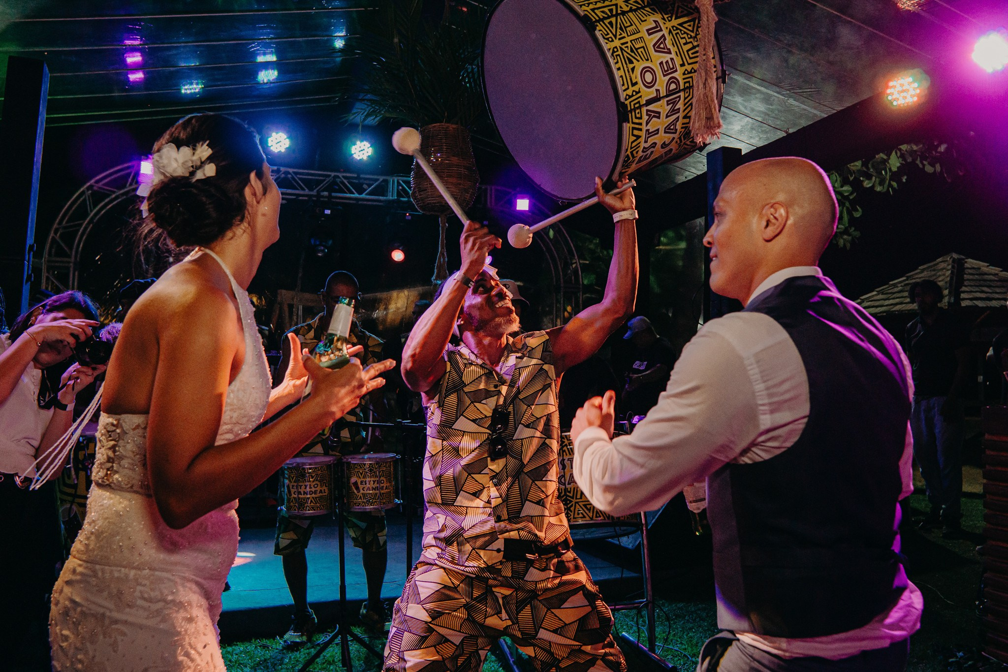 Bel & Dan. Fotógrafos de Casamento na Bahia: Elart Fotografia
