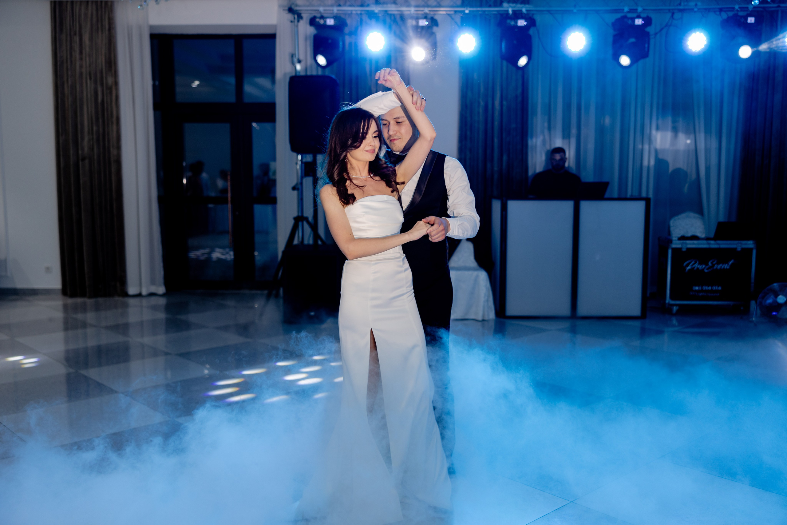 Corneliu & Corina. ProWed — Foto Video Moldova