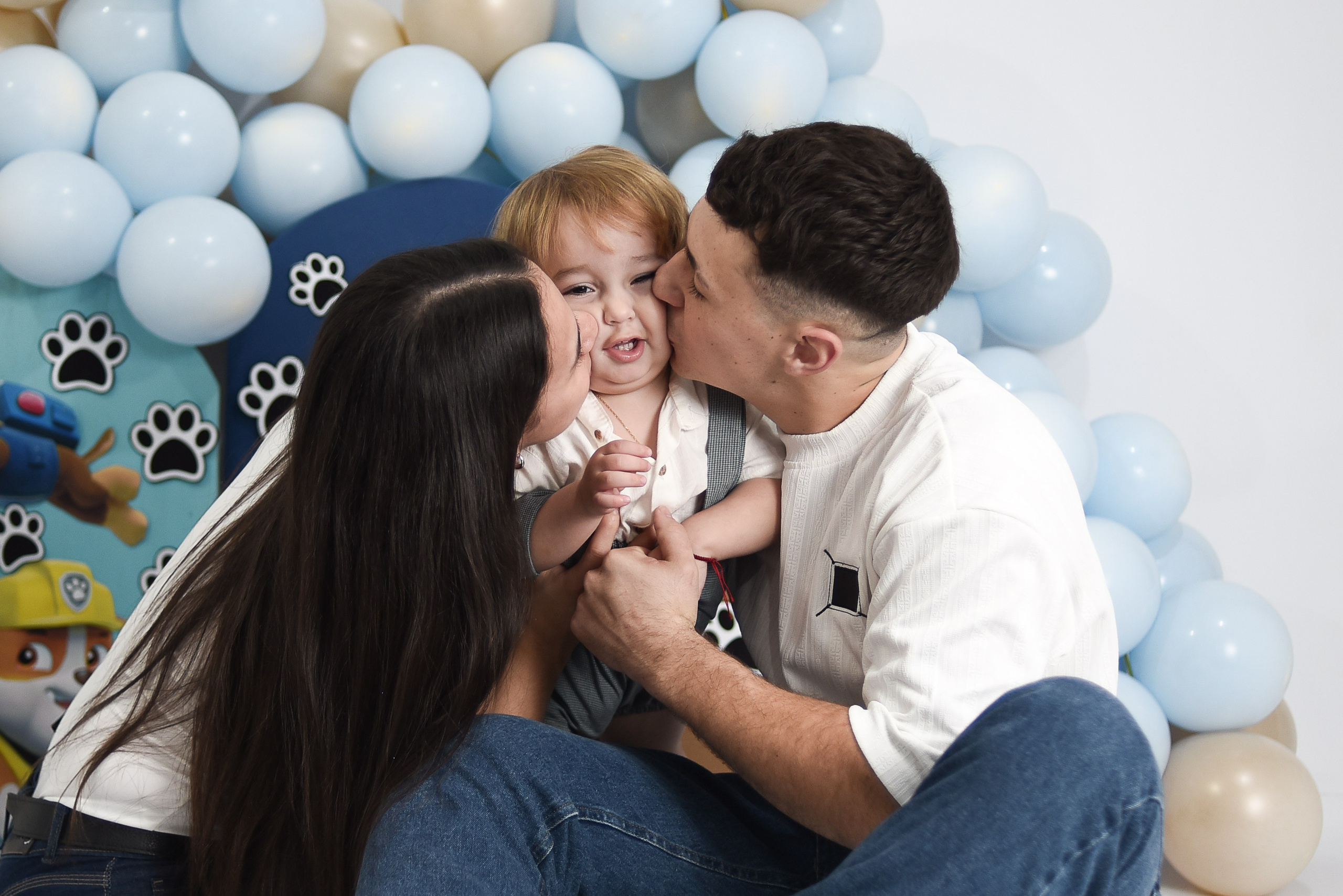 Liam 2do año. Temática Pou Patrol. Fotografo de casamiento en misiones y fotógrafo de familia  Posadas