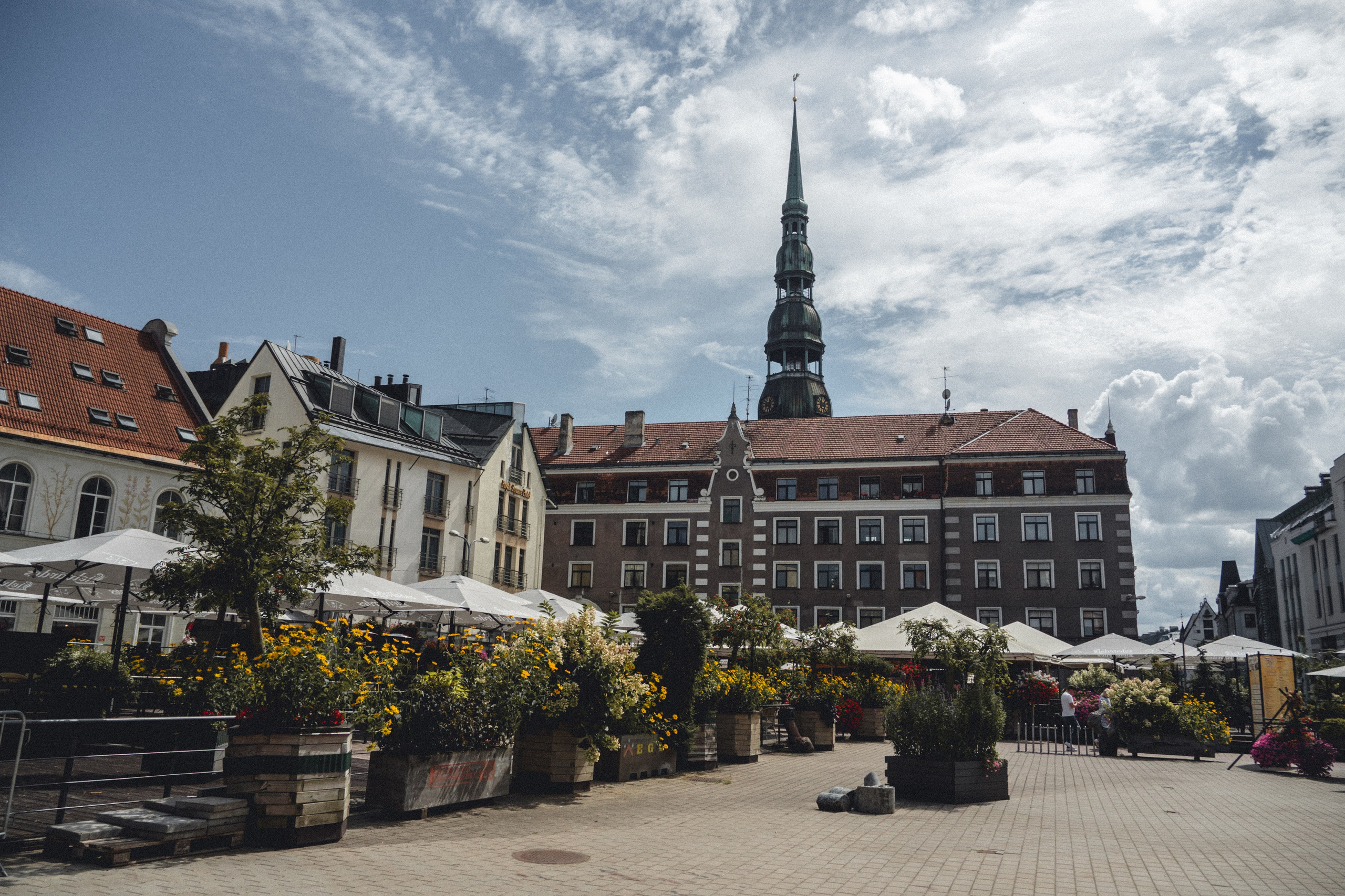 Voyage à Riga. Photographe sur Cote d’Azur. Portraits de familles, couples, enfants, événements