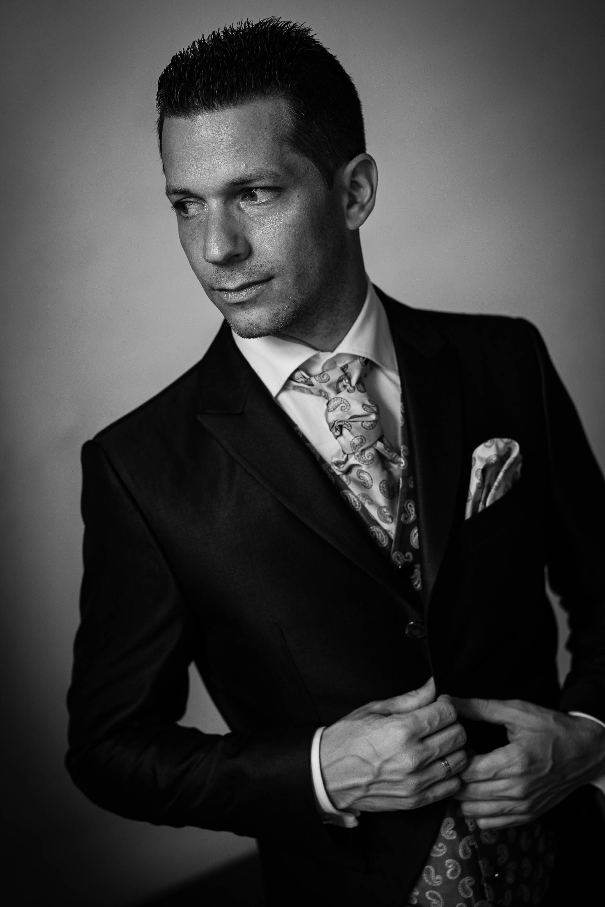 Groom getting ready for her Wedding at the Venue Cap Rocat in Mallorca