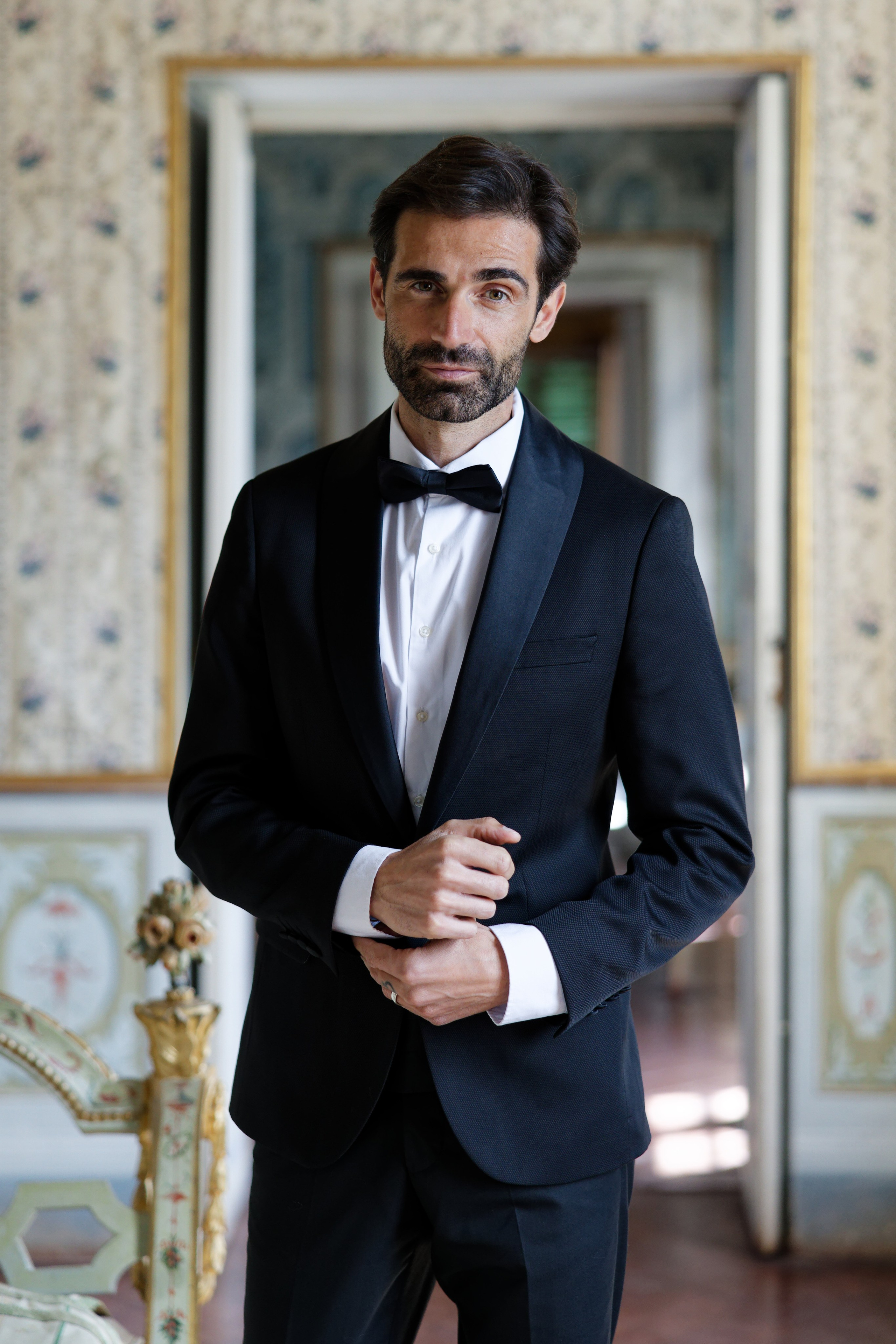 Wedding editorial at Villa di Geggiano, Tuscany, Italy