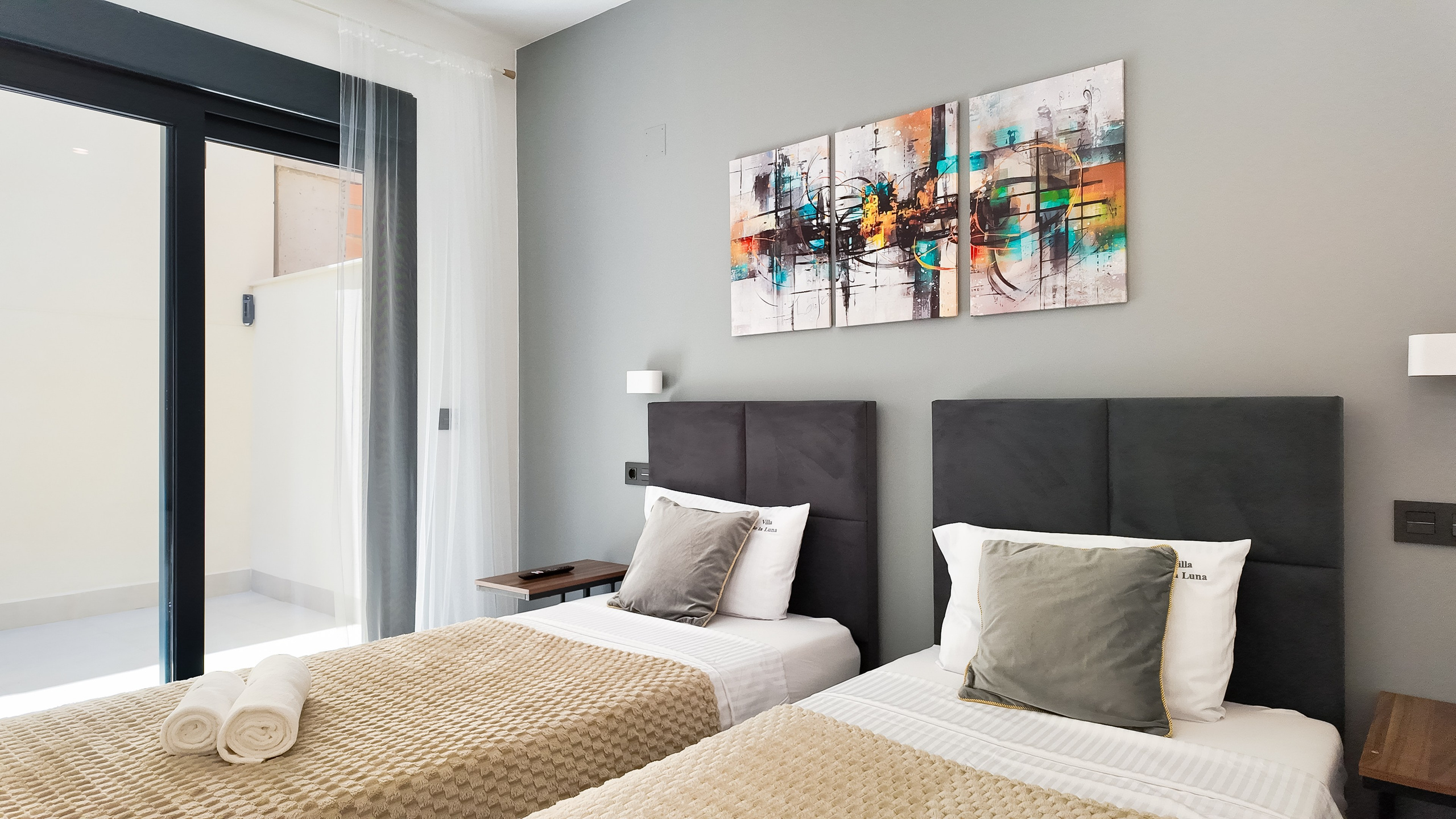 VILLA Luna I&M GROUP. Baby Beast