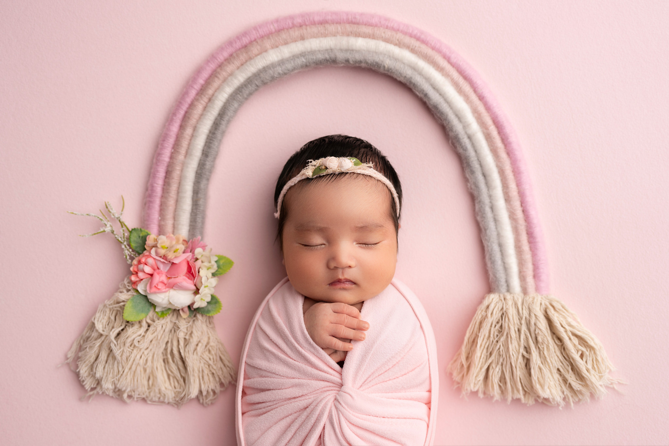 NEWBORN PHOTOGRAPHY. Newborn, Sitter and Cake Smash Photographer in Doha, Qatar