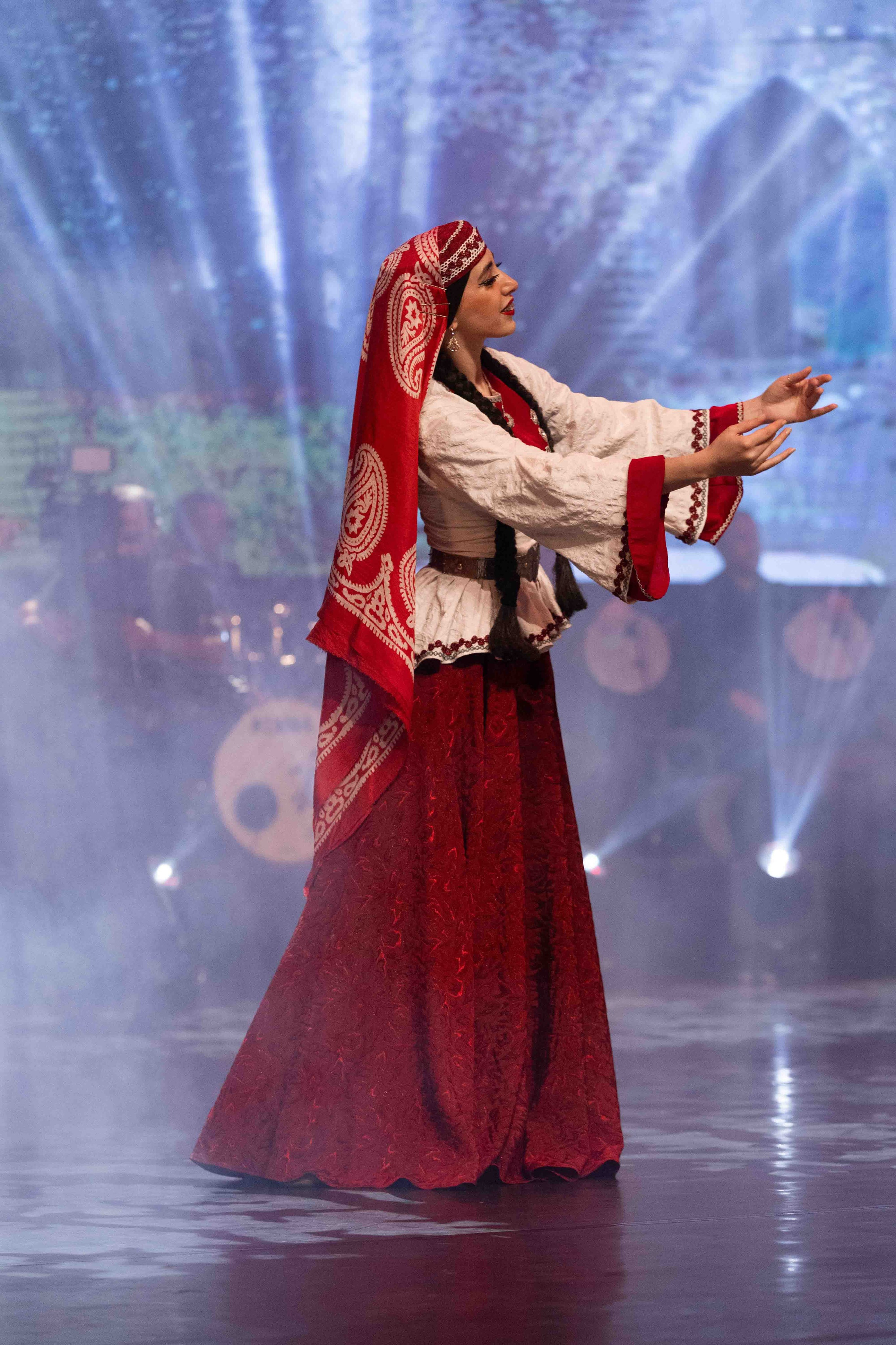 STATE DANCE ENSEMBLE. Wedding&Event photographer Ismail Rzayev in Baku