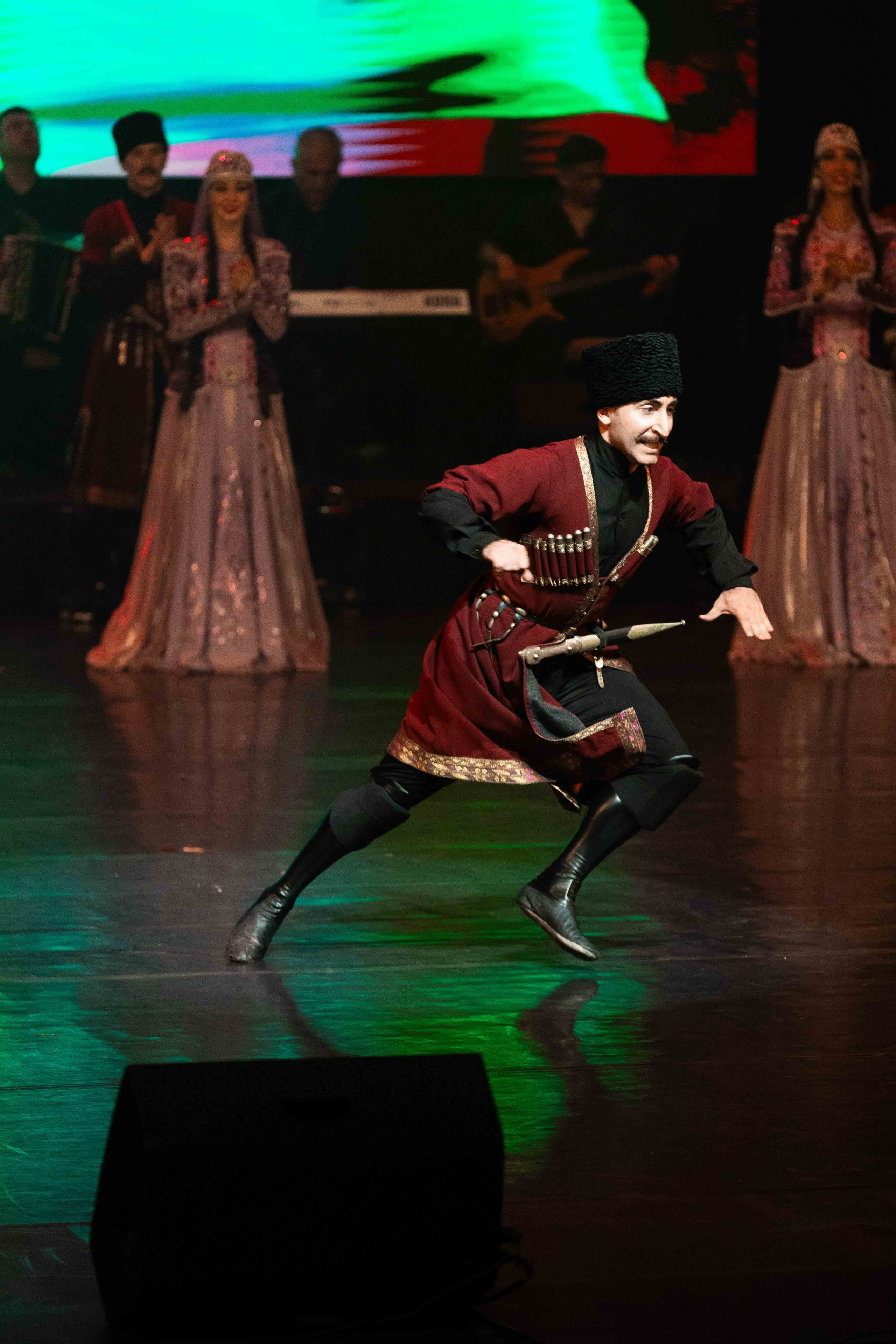 STATE DANCE ENSEMBLE. Wedding&Event photographer Ismail Rzayev in Baku