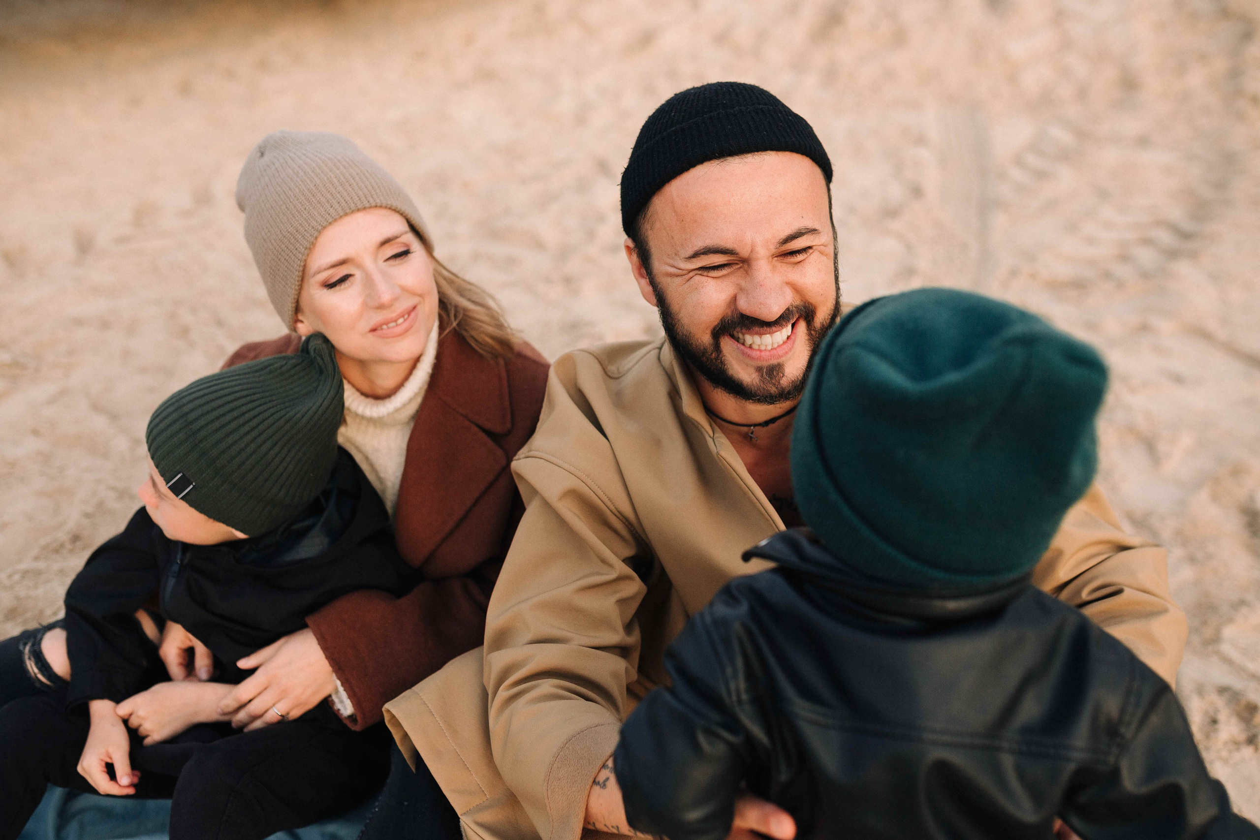 WINTER PHOTOSESSION AT THE SEA. Https://shi-photo.com/