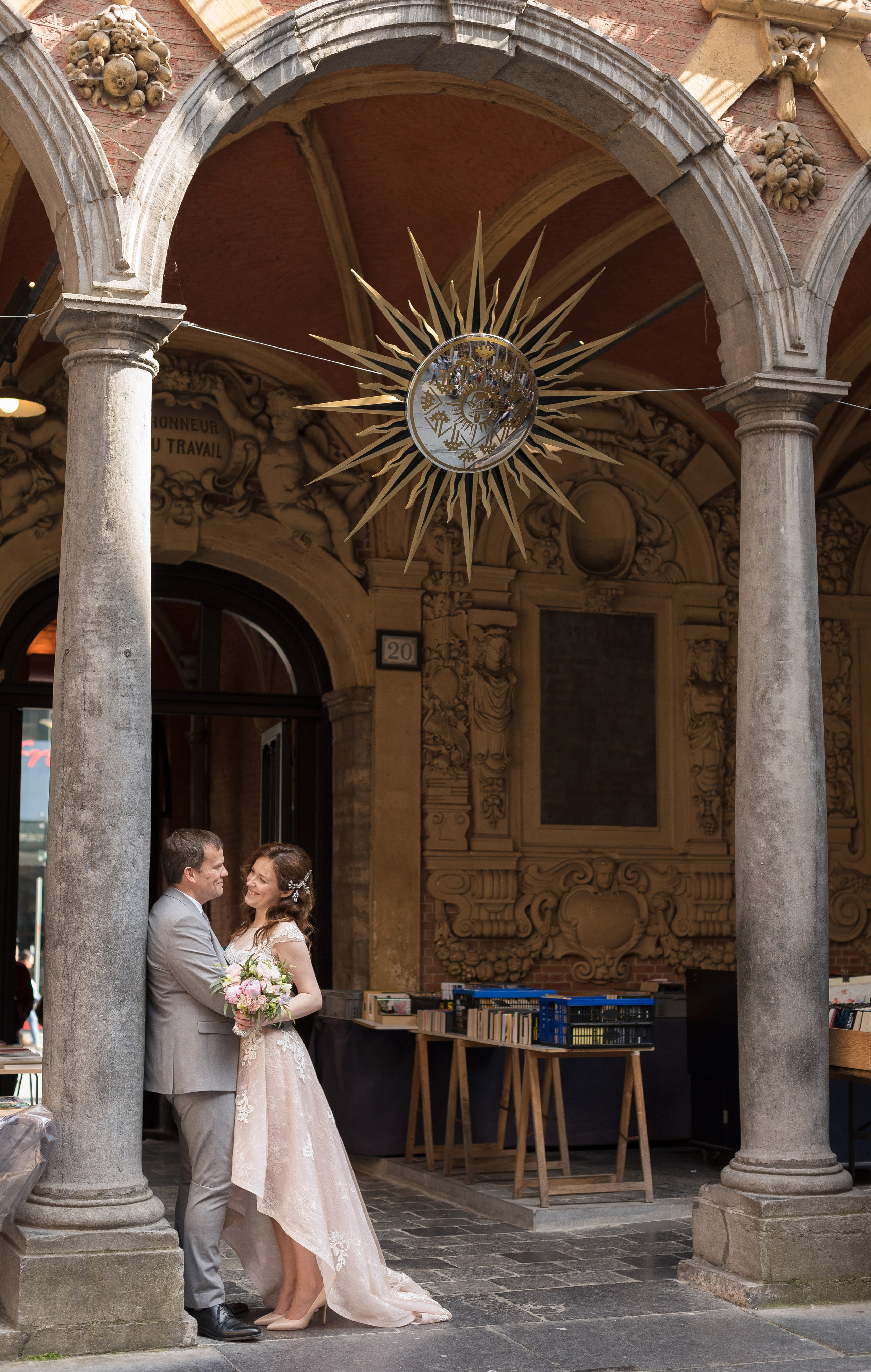 Séance photo de couple à l’hôtel Shangri-La Paris