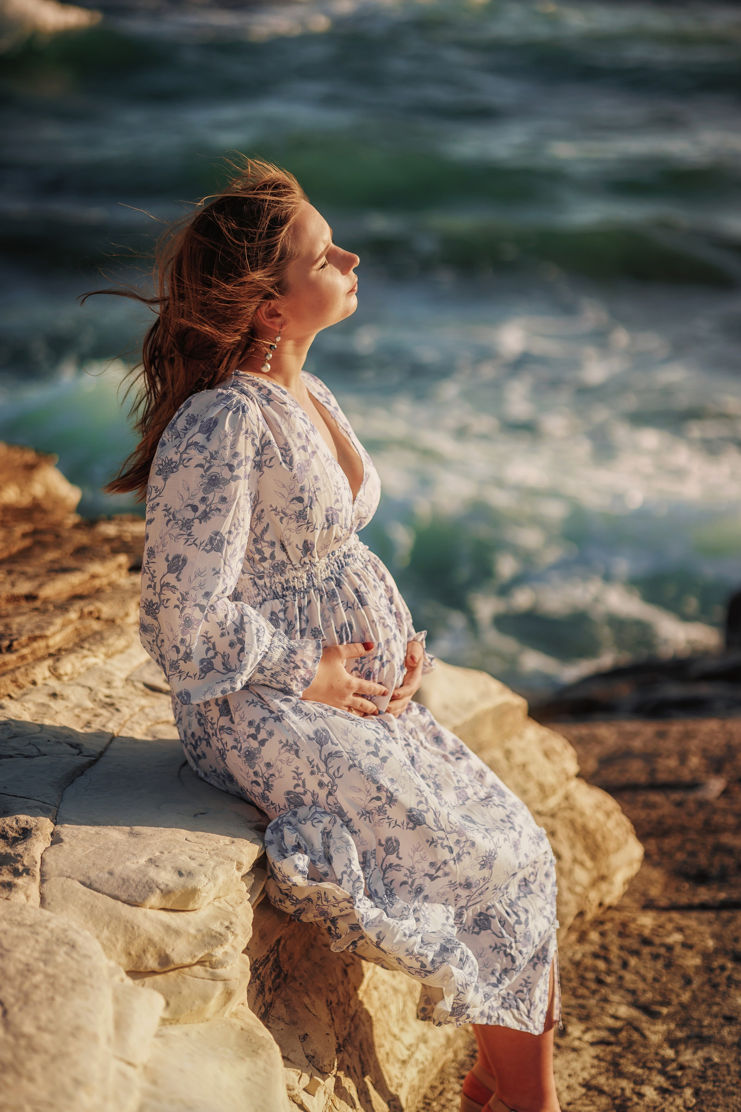 Pregnancy photoshoot. Photographer in Cyprus
