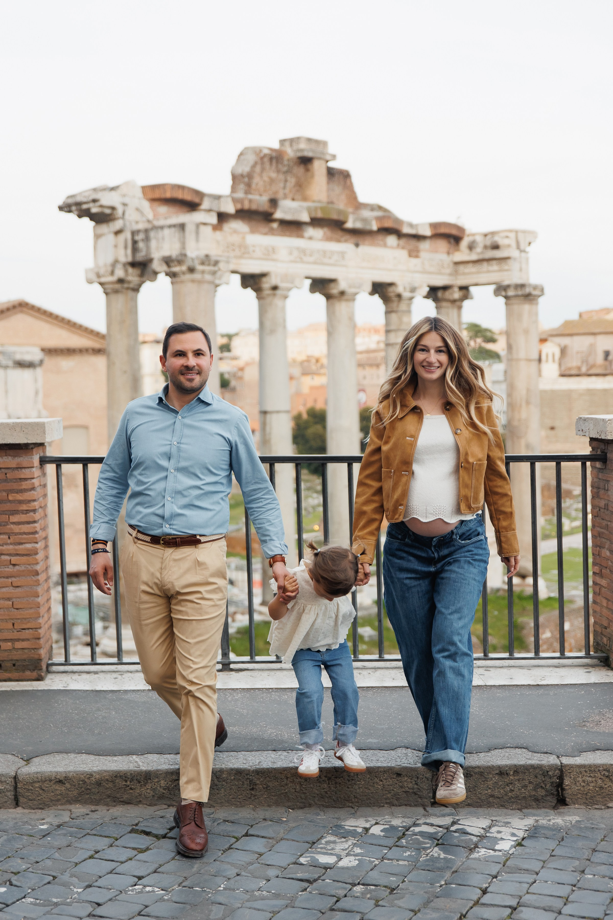 Famaly shooting in Rome. Wedding Photographer Rome Tuscany Como Sicily Puglia Amalfy Italy- Oksana Savenchuk