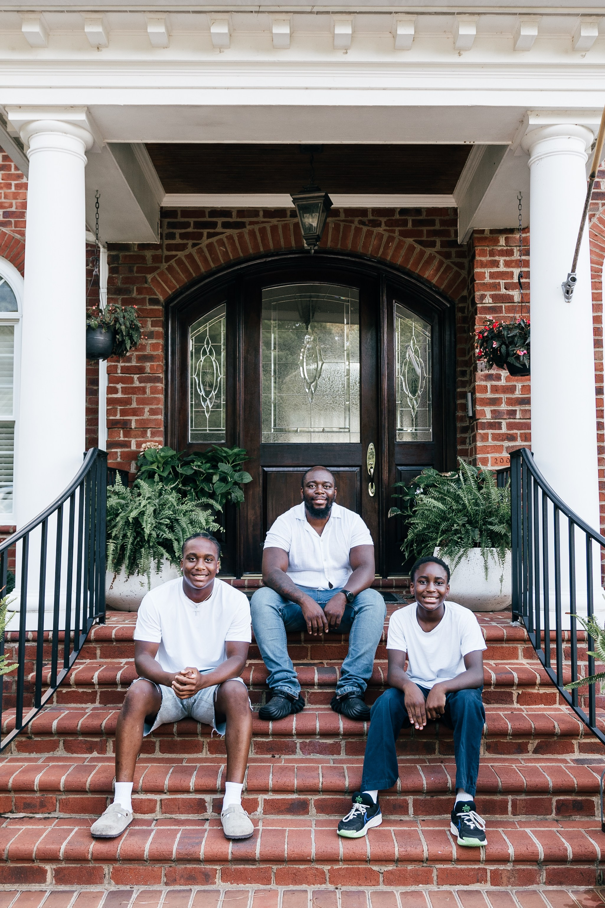 Mutotis Meeting. Sara Eulalia | Virginia Photographer