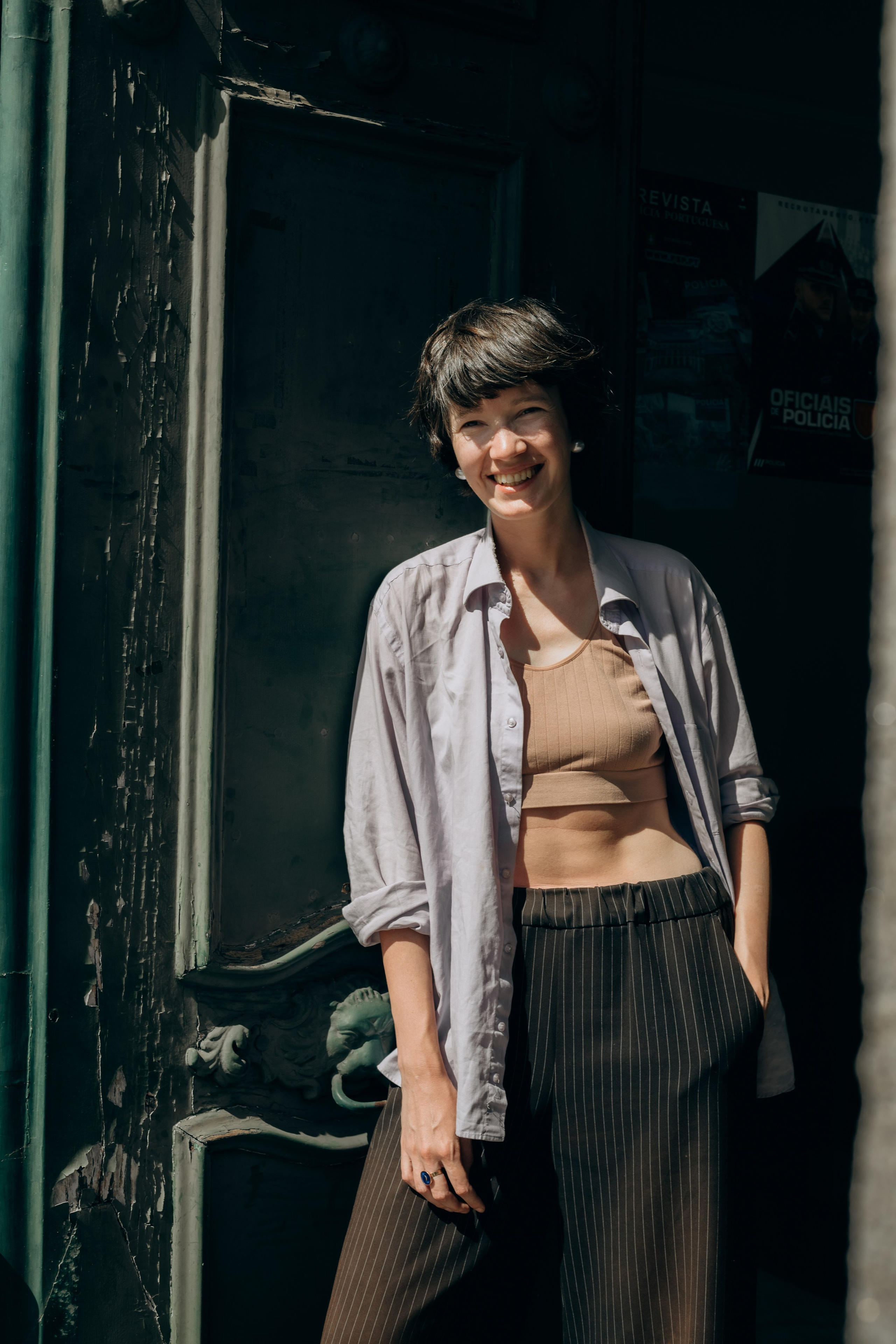 ASSA. A SMALL WALKING IN PORTO. Anastasiia Antoniuk portrait, family and couple photographer, Portugal