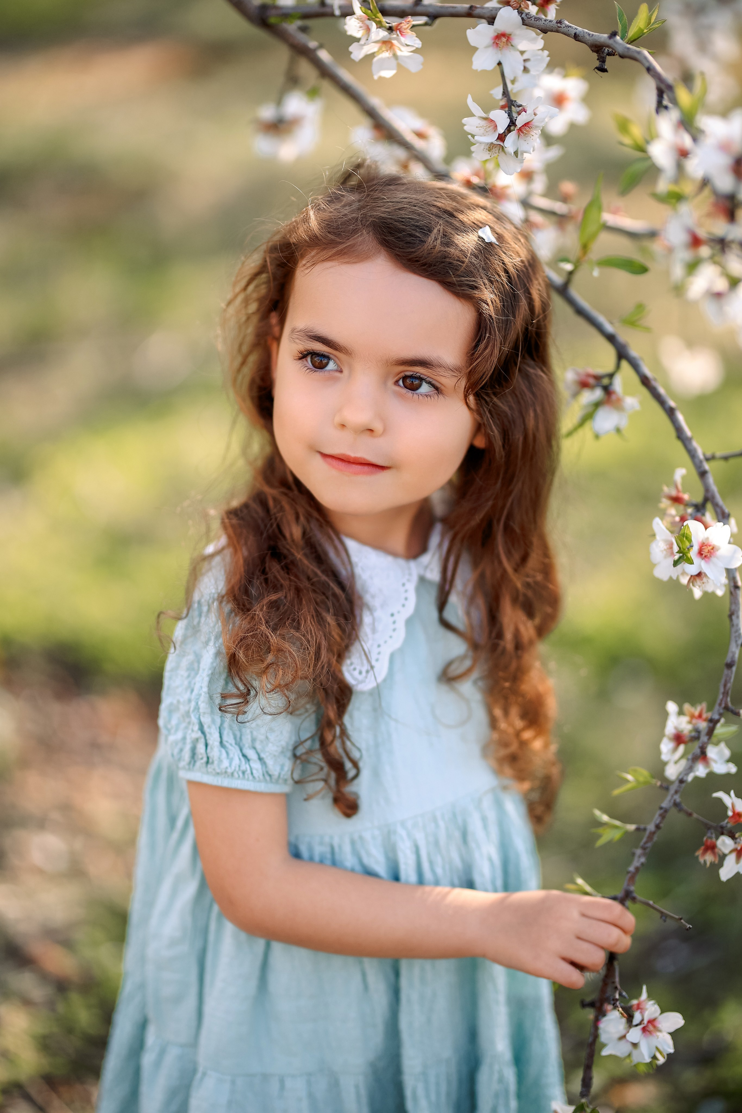 Фотосессия в цветущем миндале. Фотограф в Турции, Анталии, Кемере, Белеке, Сиде, Каше, Калкане, Фетхие