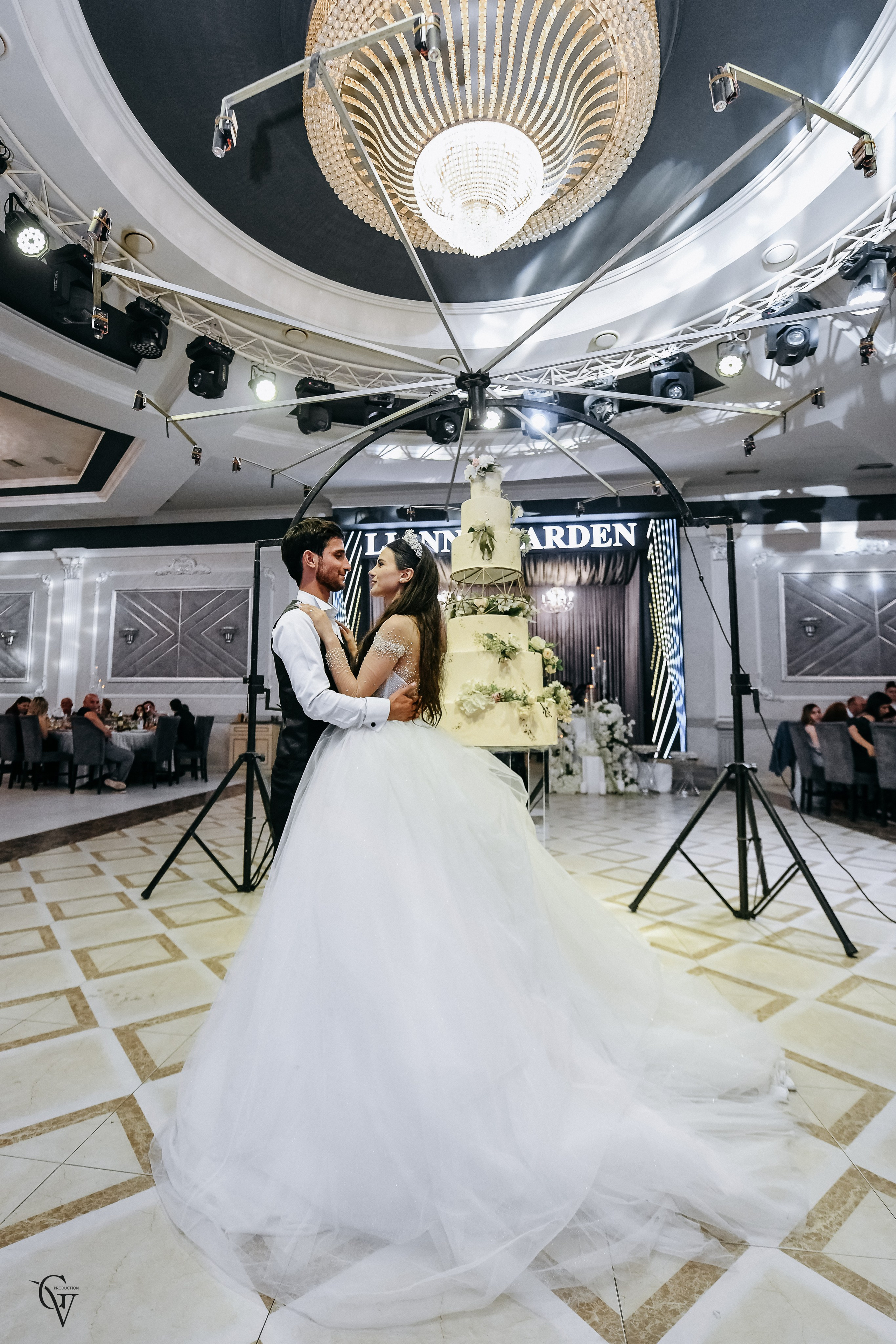 Paruyr & Nina. Wedding photos and video shooting in Armenia and all over the world!!! Photographer in Yerevan