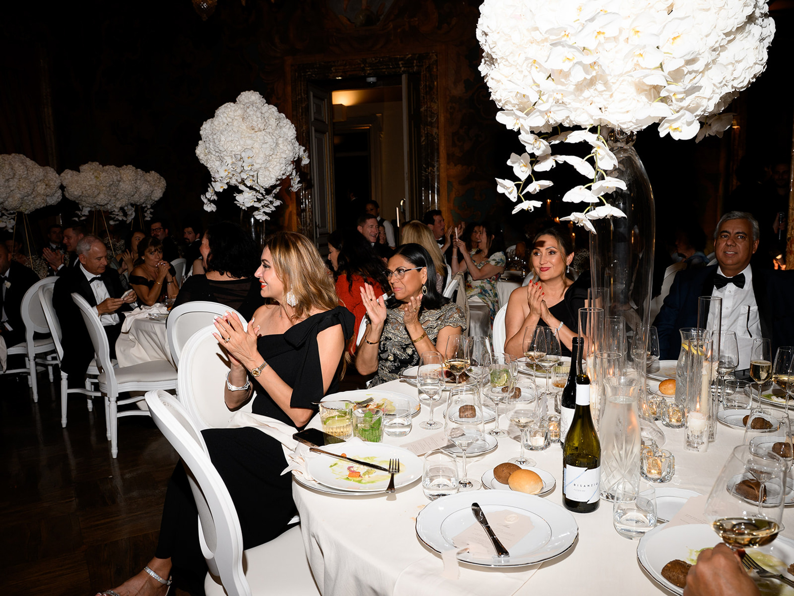 SYDNEY & REED. Bakasphoto wedding and lifestyle photography Latvia and Worldwide