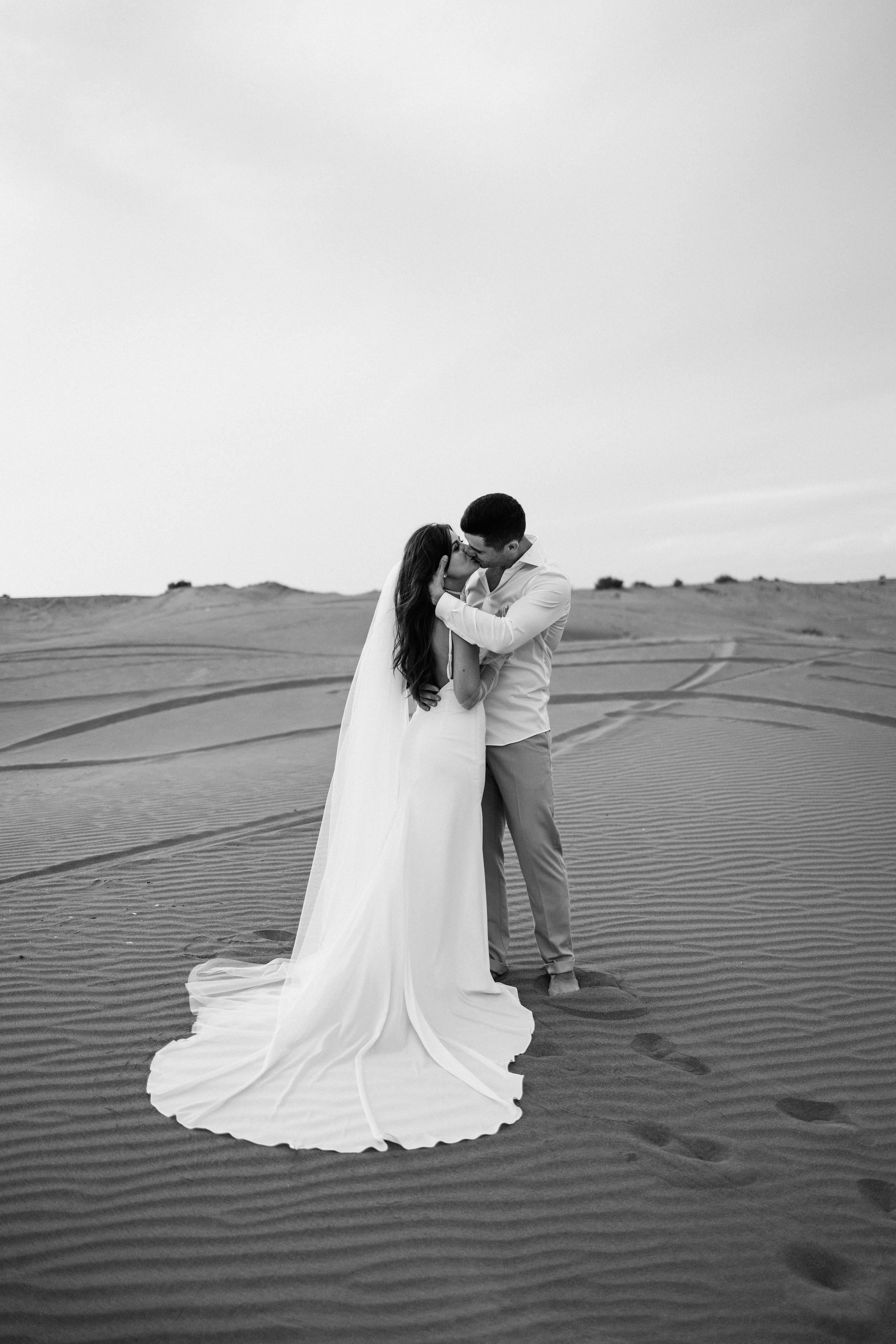 Irina & Victor. Photographer Alina Sparrow