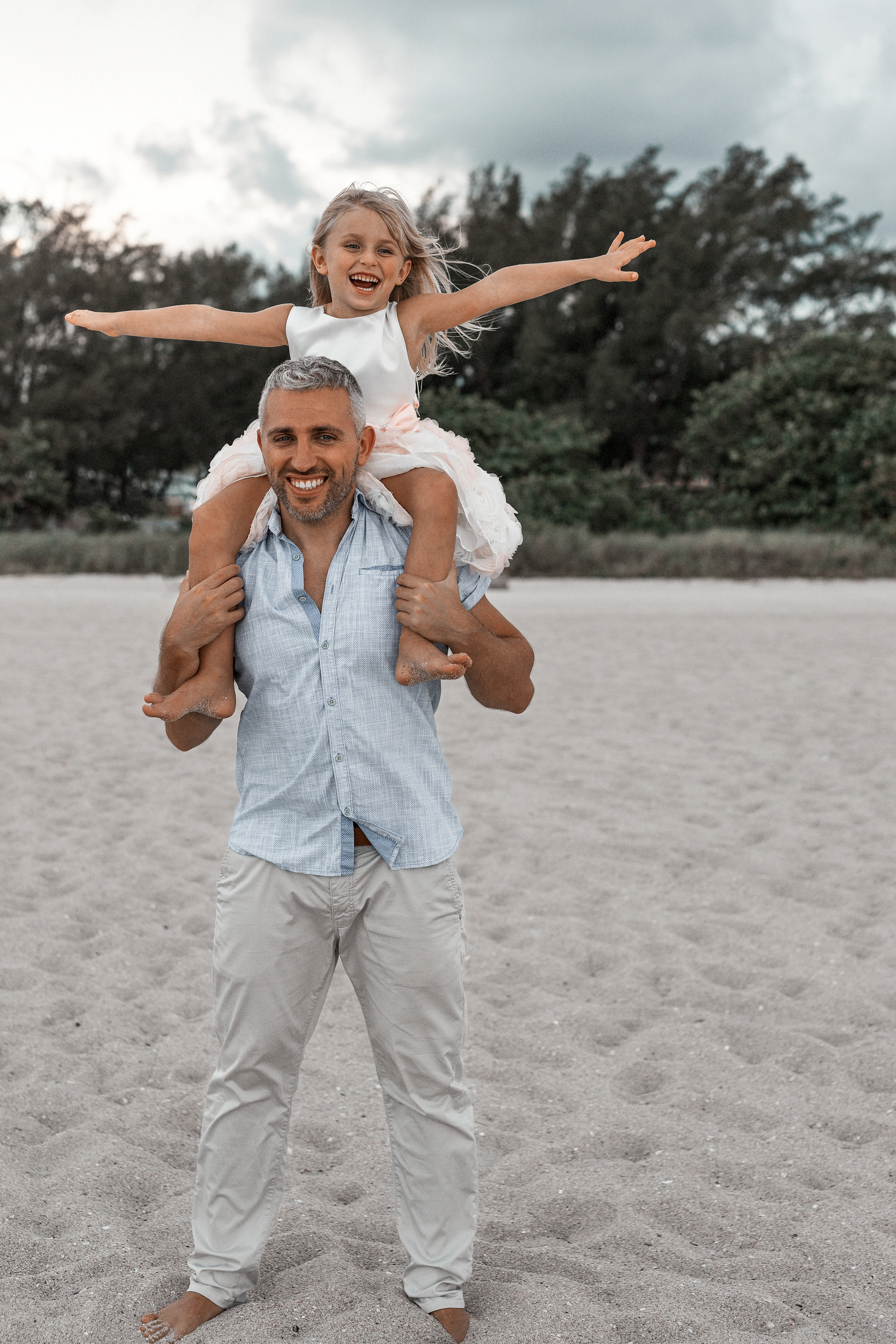 Vikky's family. Family, lifestyle, and commercial photography in New York and New Jersey