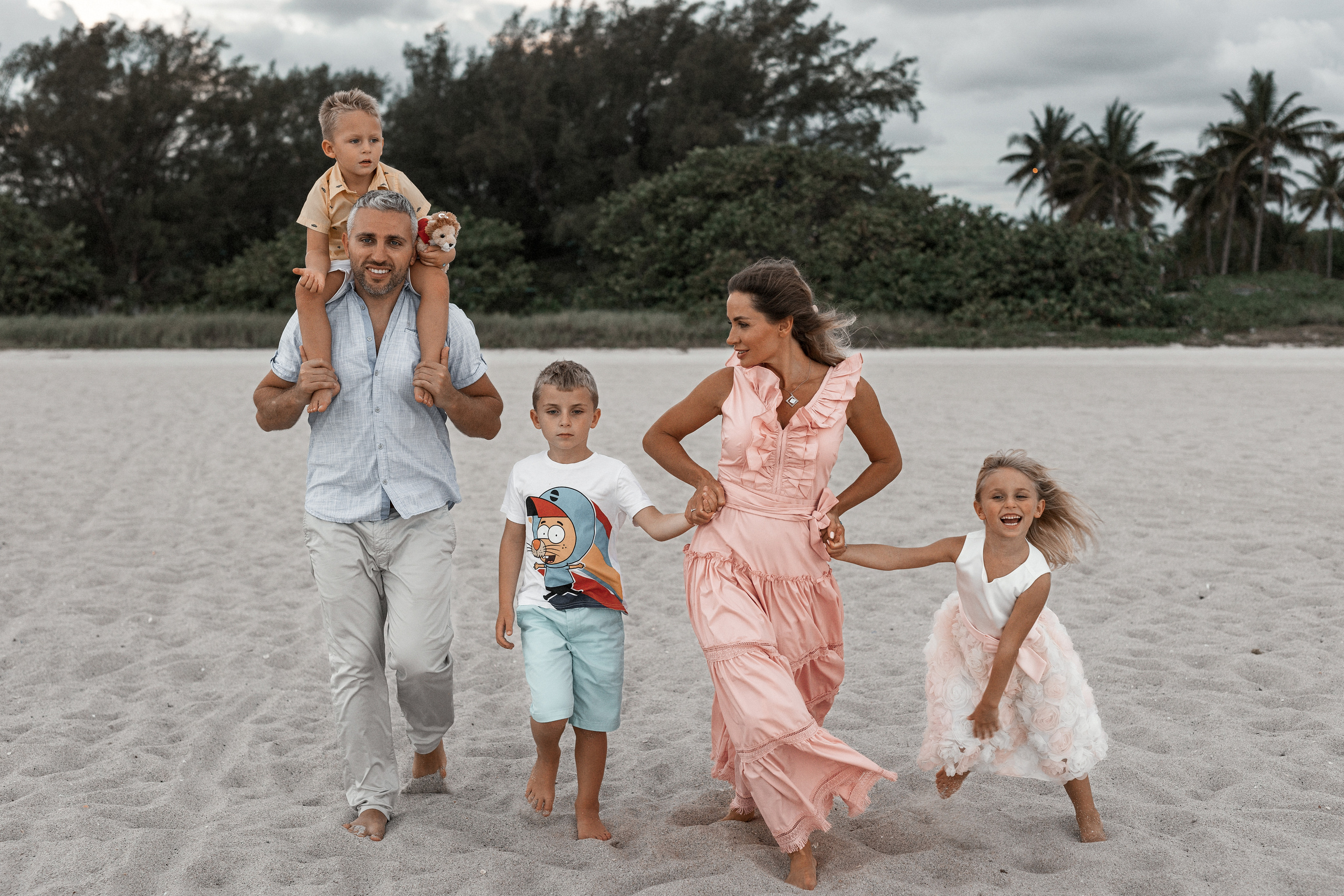 Vikky's family. Family, lifestyle, and commercial photography in New York and New Jersey