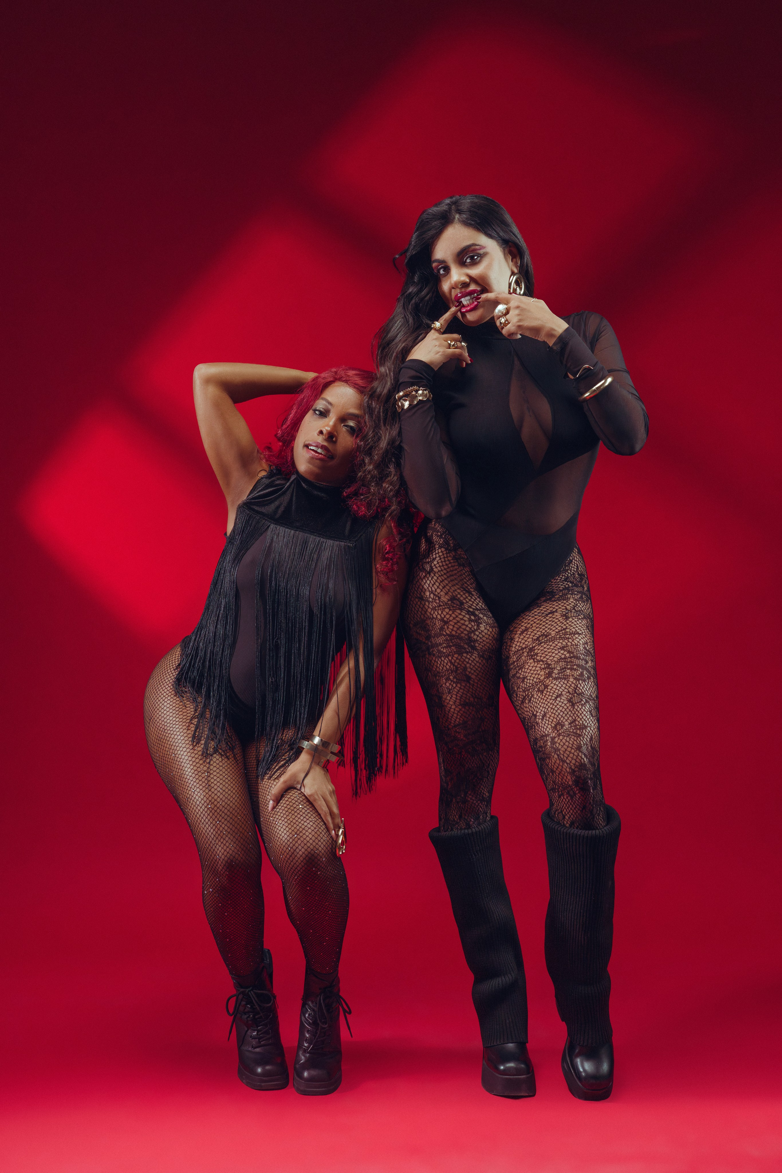 Aliana Duet. Nifty photography — коммерческий и портретный фотограф в Ташкенте. Студийная и выездная съёмка