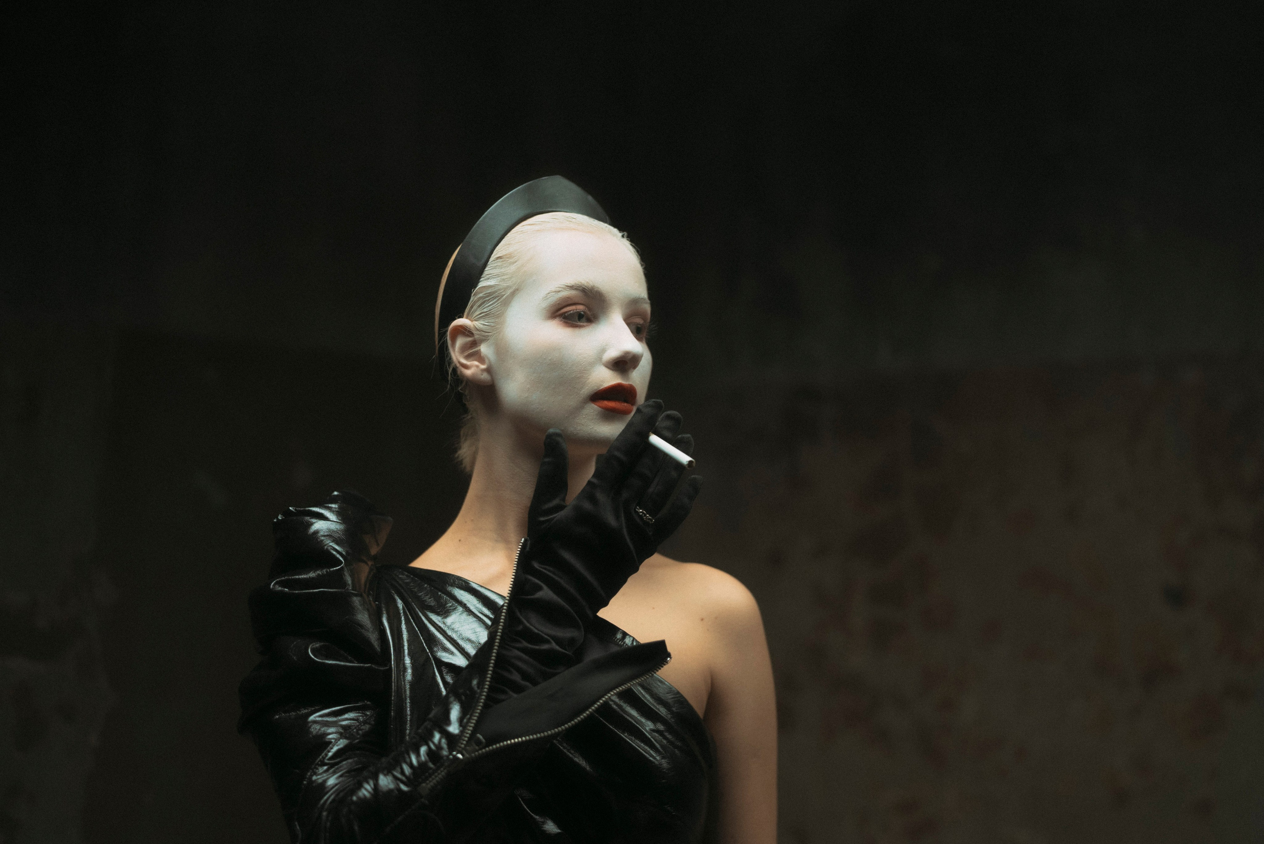 ВАМПИРЫ ДЕКОНСТРУКЦИЯ. Стрит-фотография, полная абсурда, идиотизма и красоты