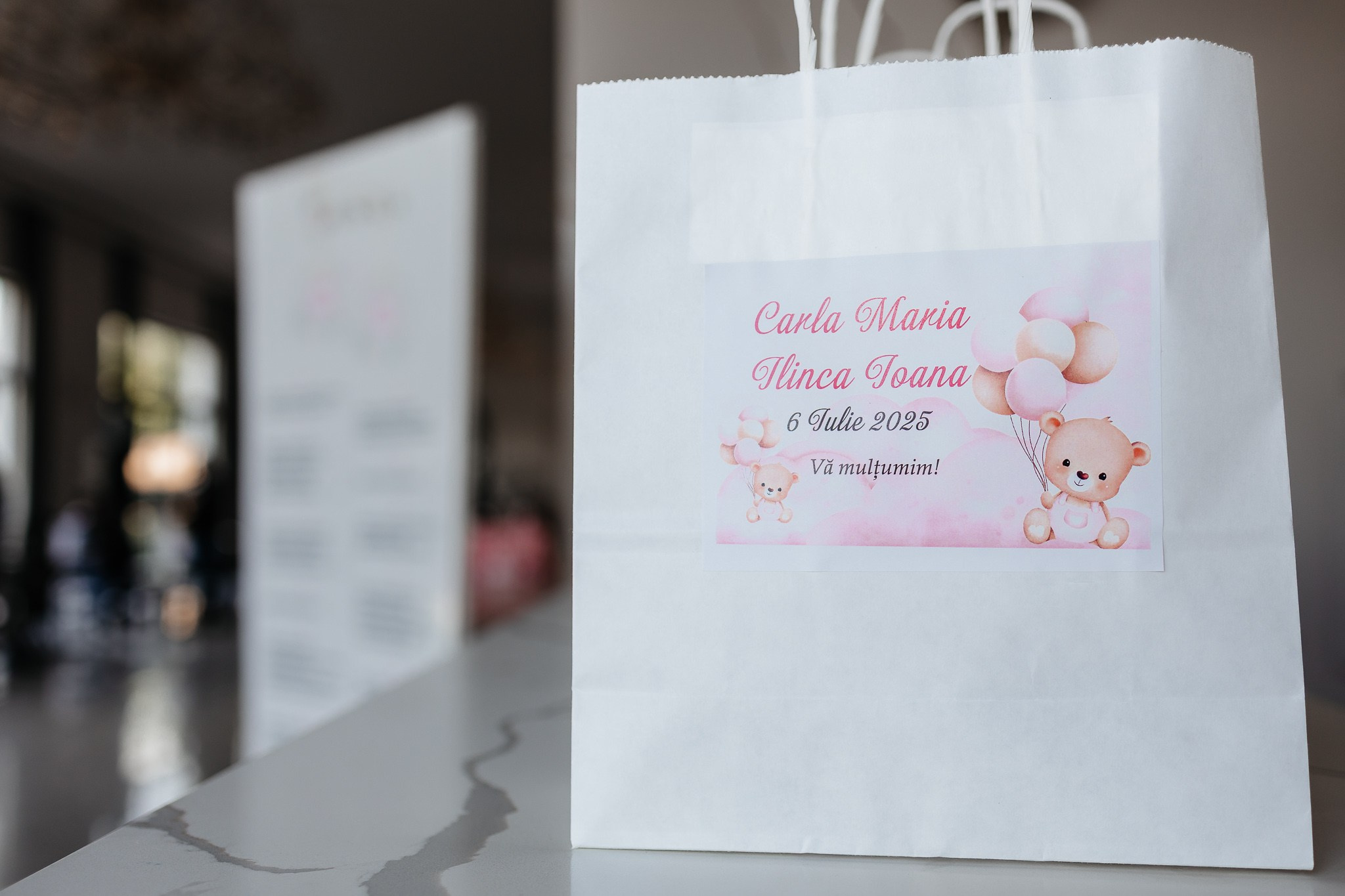 Carla & Ilinca. FotoACTIV.ro - Imaginea ta contează