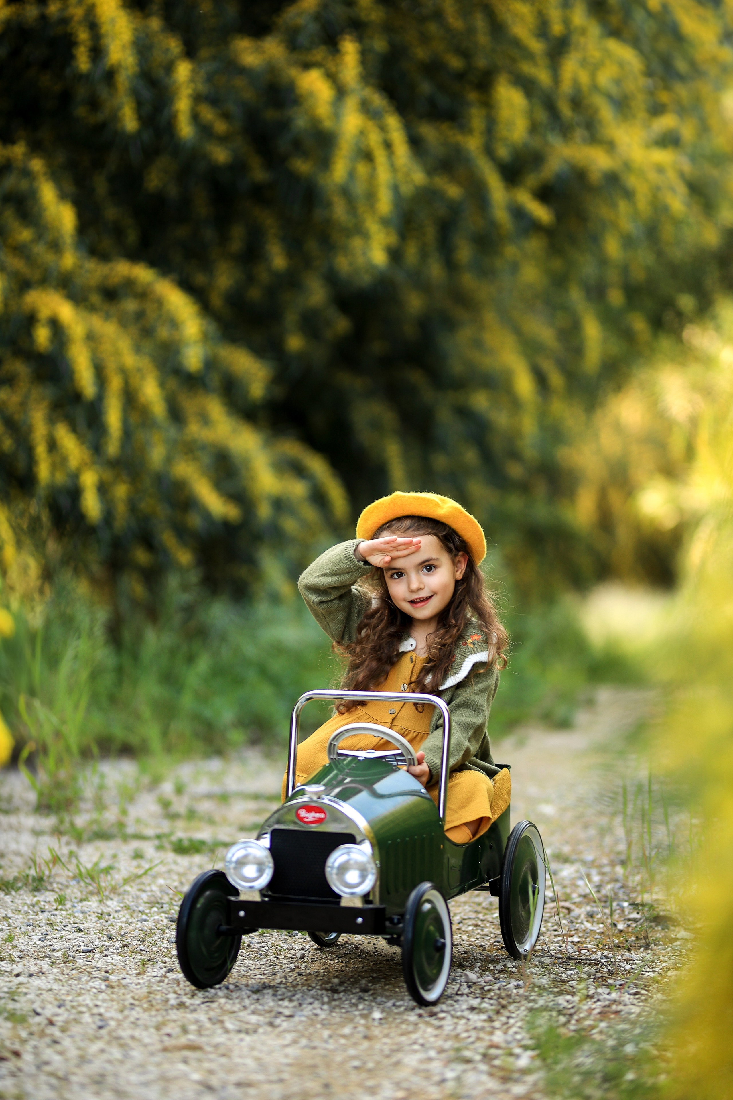 Photoshooting in mimosa. Photographer in Turkey, Antalya, Kemer, Belek, Side, Kas, Fethiye