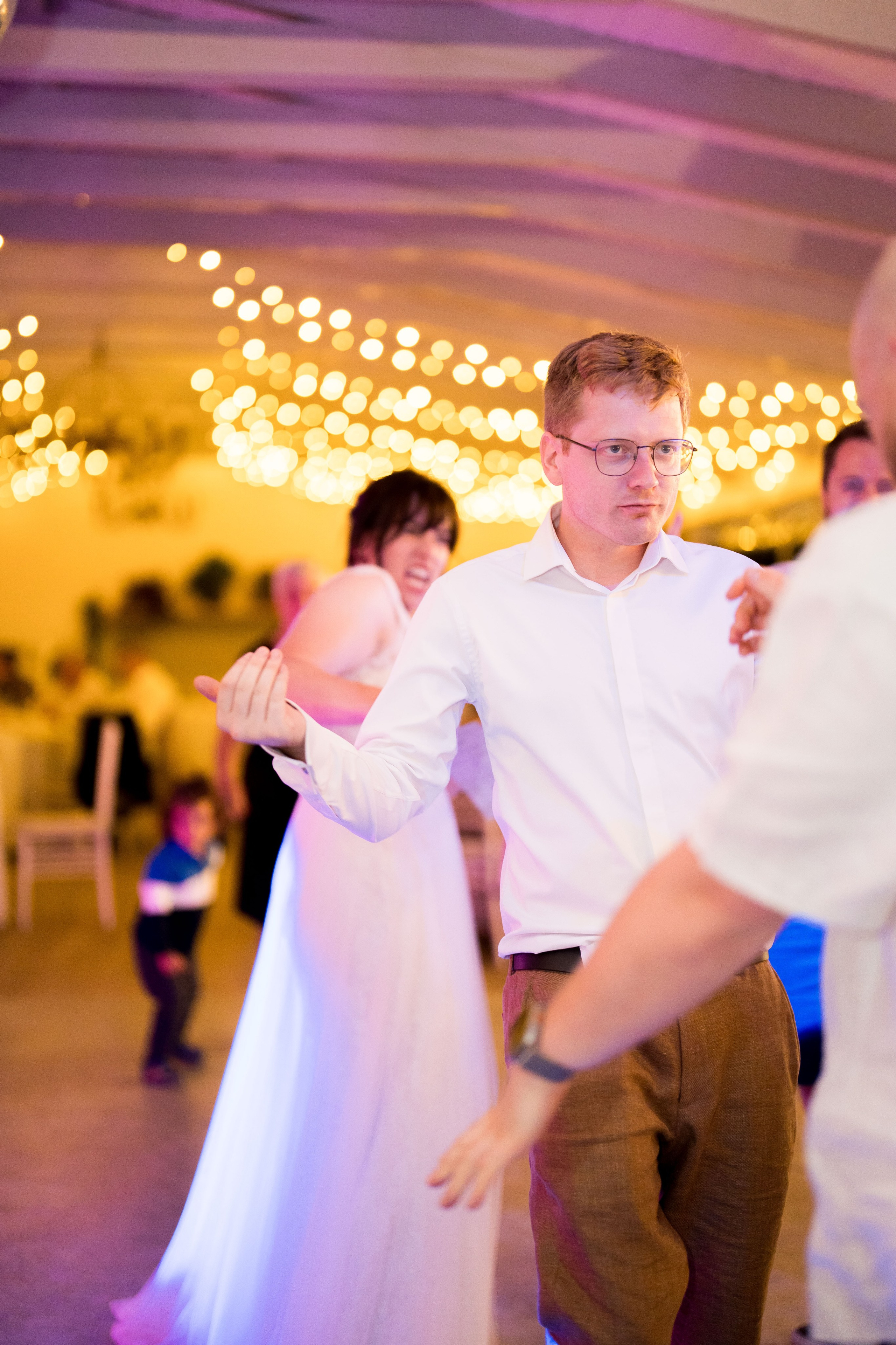 PARTY. Gabriel Florea — Fotograf nuntă București