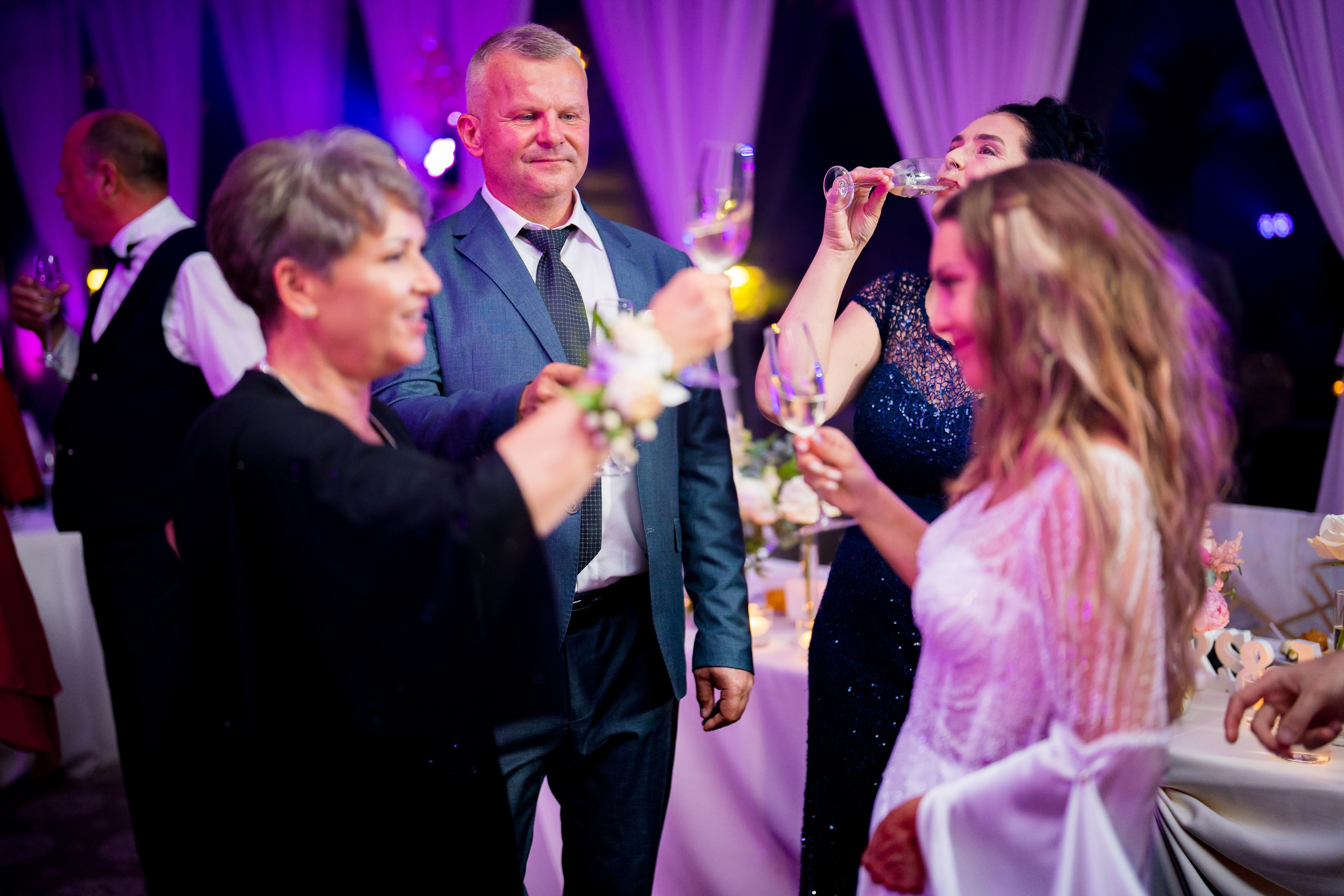 PARTY. Gabriel Florea — Fotograf nuntă București