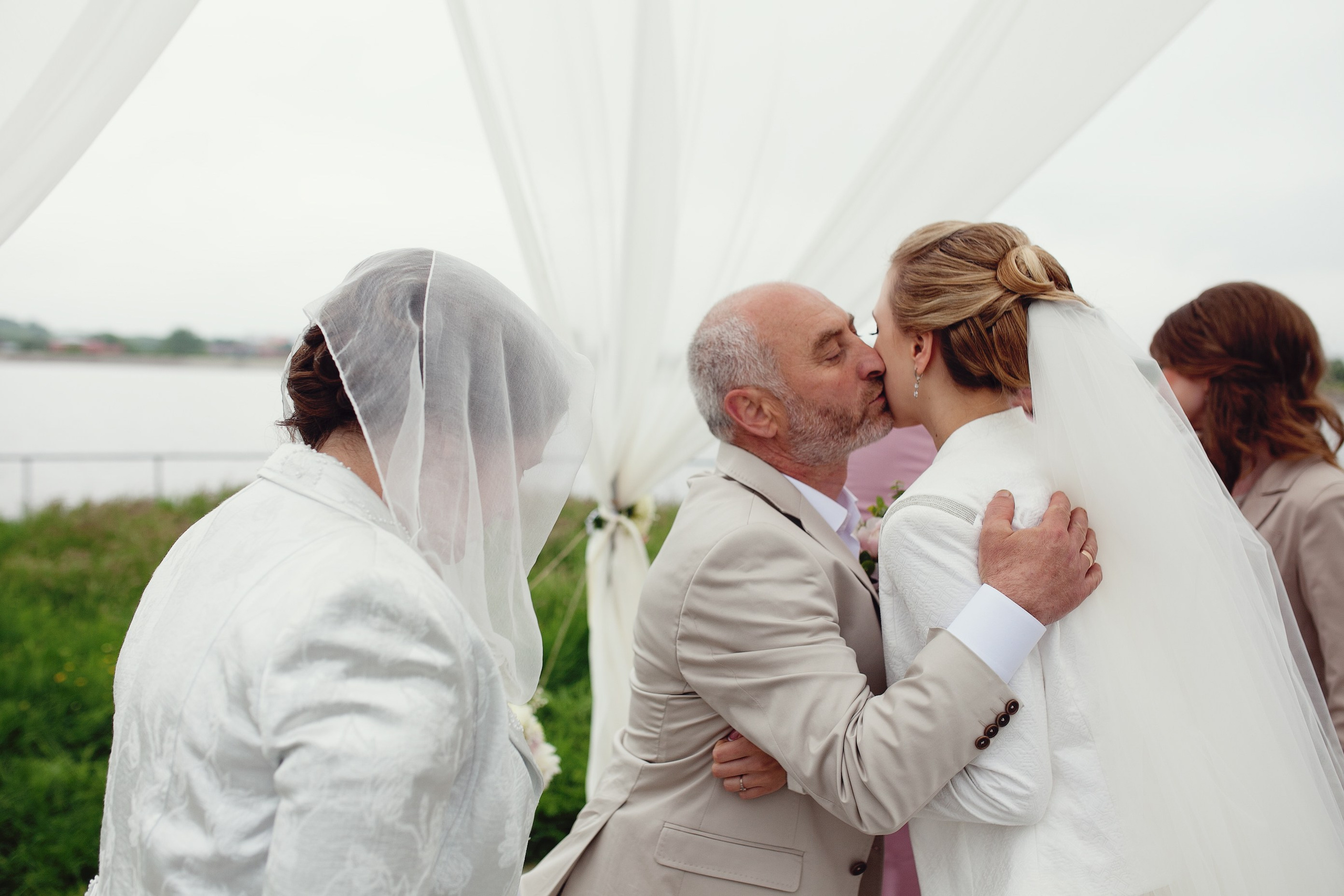 Robert & Andriana, Lviv. Denny Savon — Photographer in Santorini | Weddings, Love Stories & Flying Dress