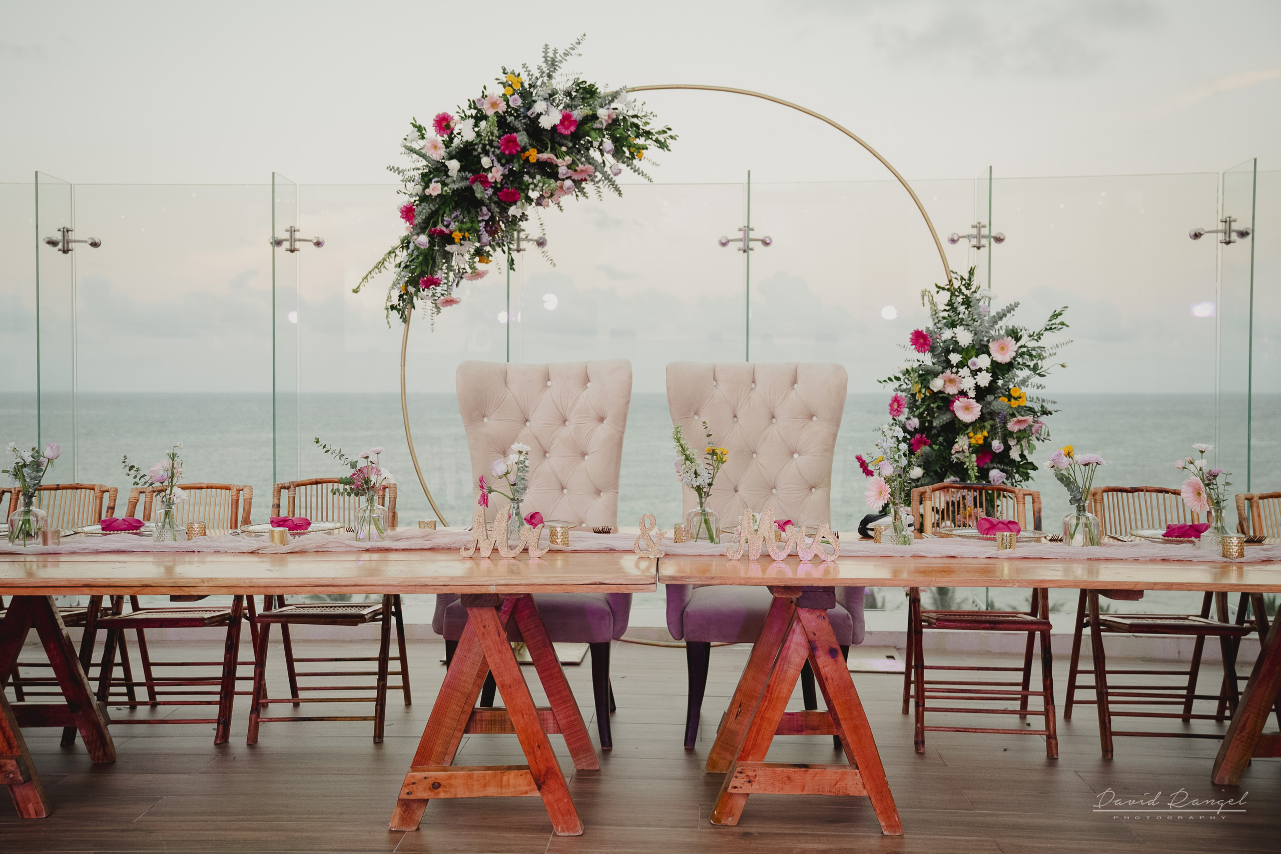 Destination Wedding at Royalton Splash Riviera Cancun. Destination wedding photographer based in Cancun and Riviera Maya with service worldwide