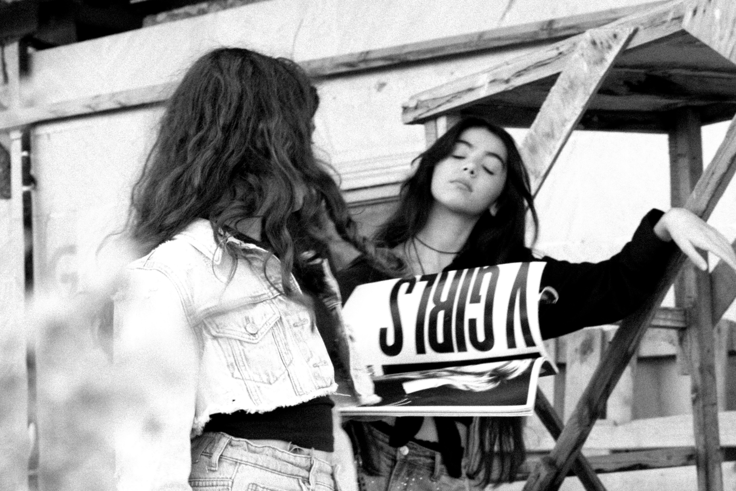 Friends Will Be Friends. BNW Around Photography