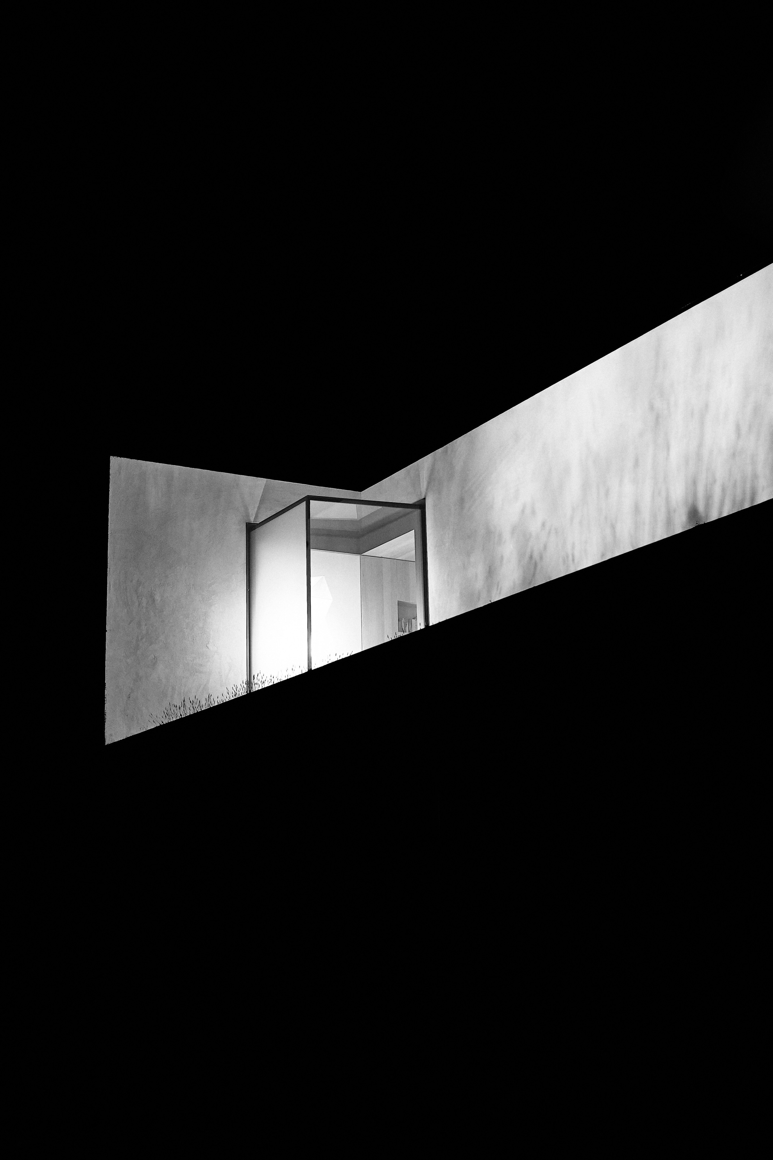 Shapes Of Shadows. Cinema that you’ll never see