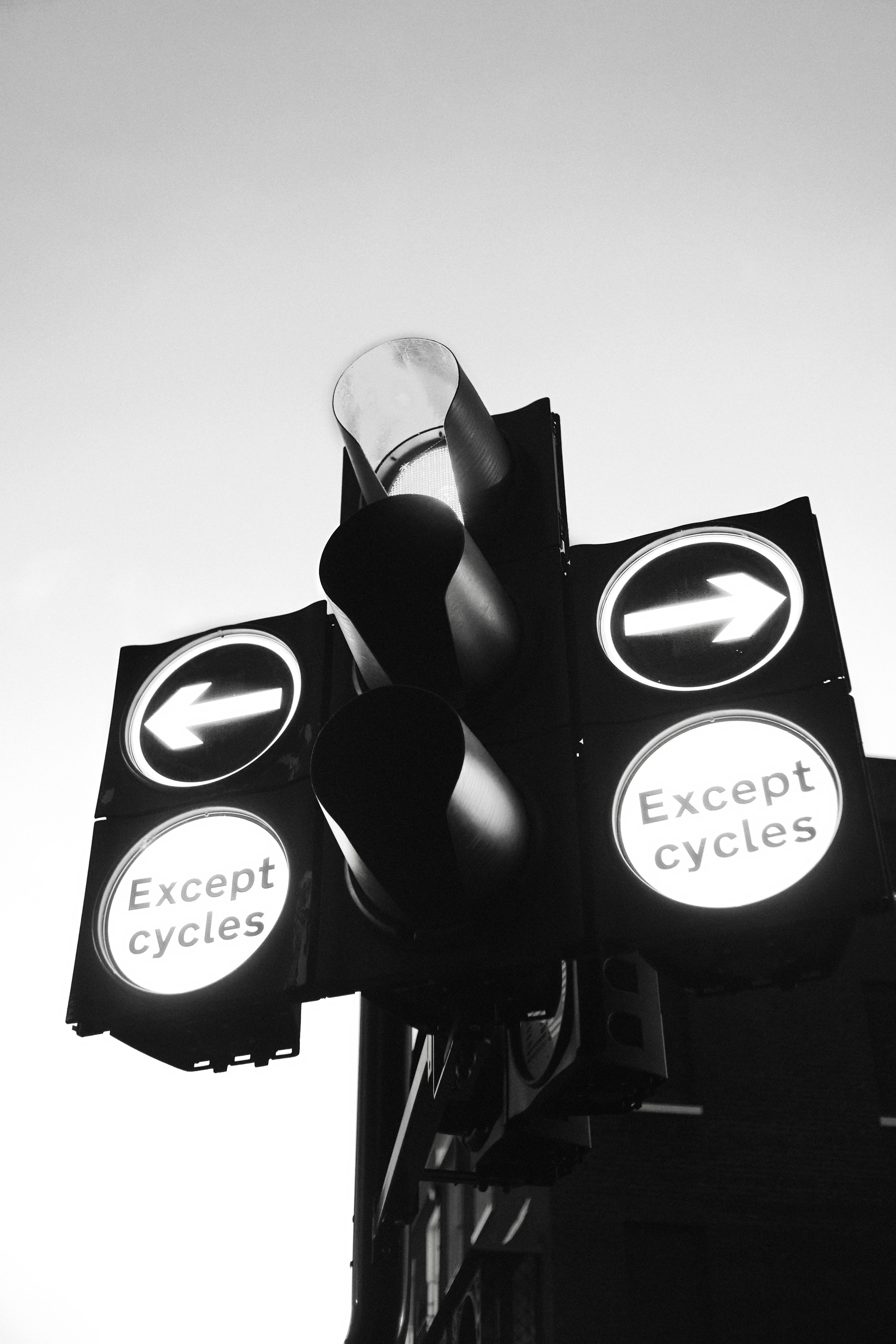 Shapes Of Shadows. Cinema that you’ll never see