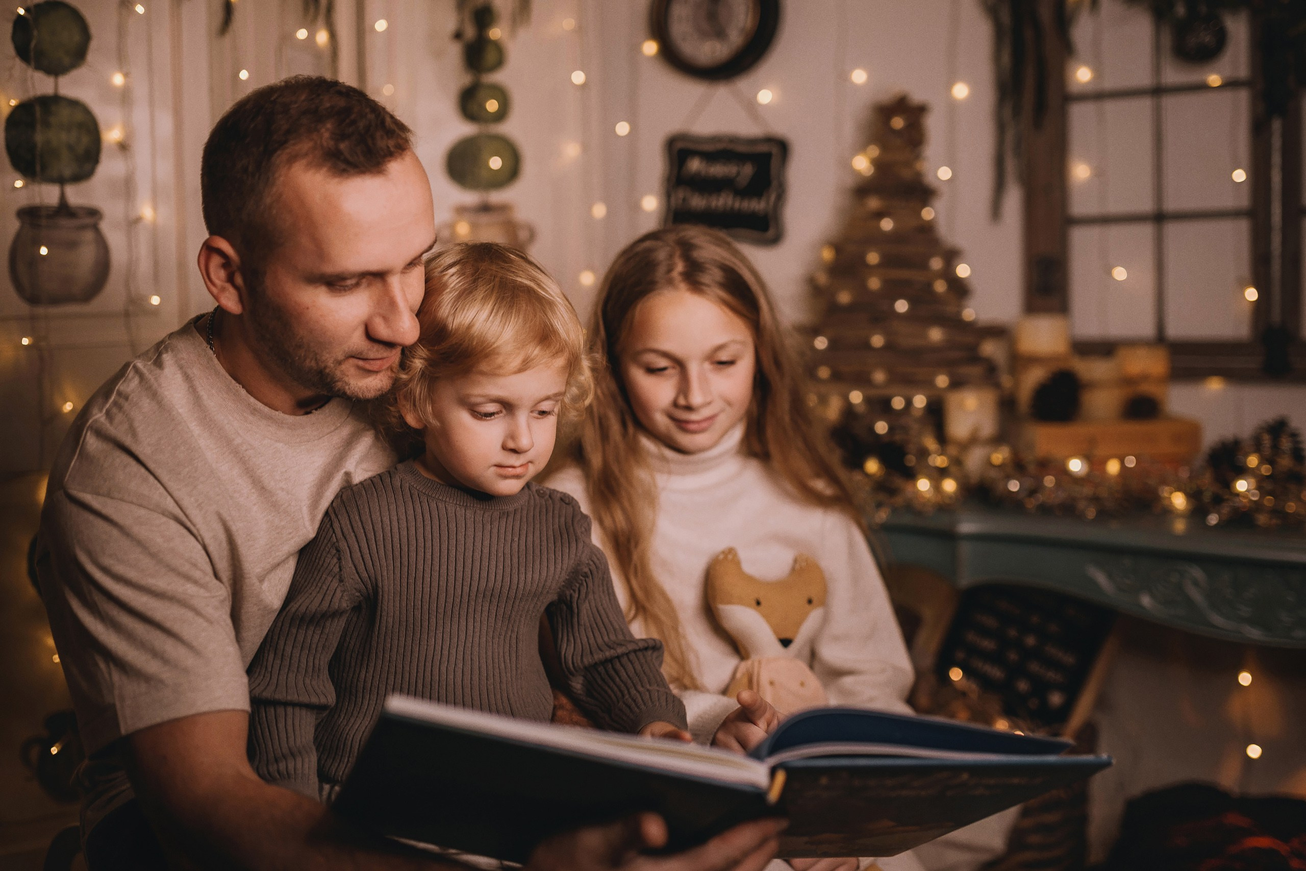 11.15.2025 Christmas Photoshoot. Wedding family event photographer in Chicago Nick Yushevich