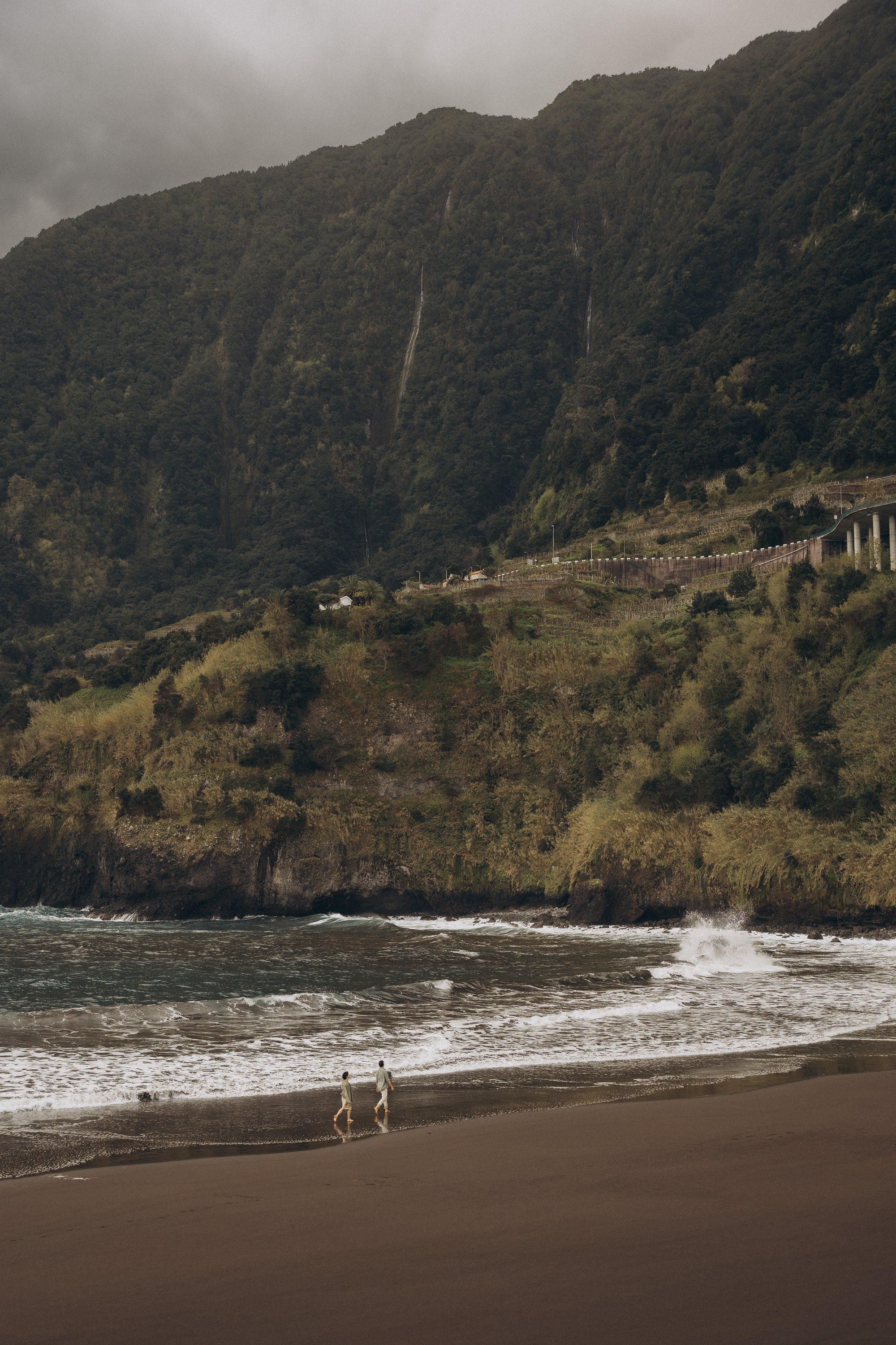 Maternity Photoshoot at Seixal Beach, Madeira