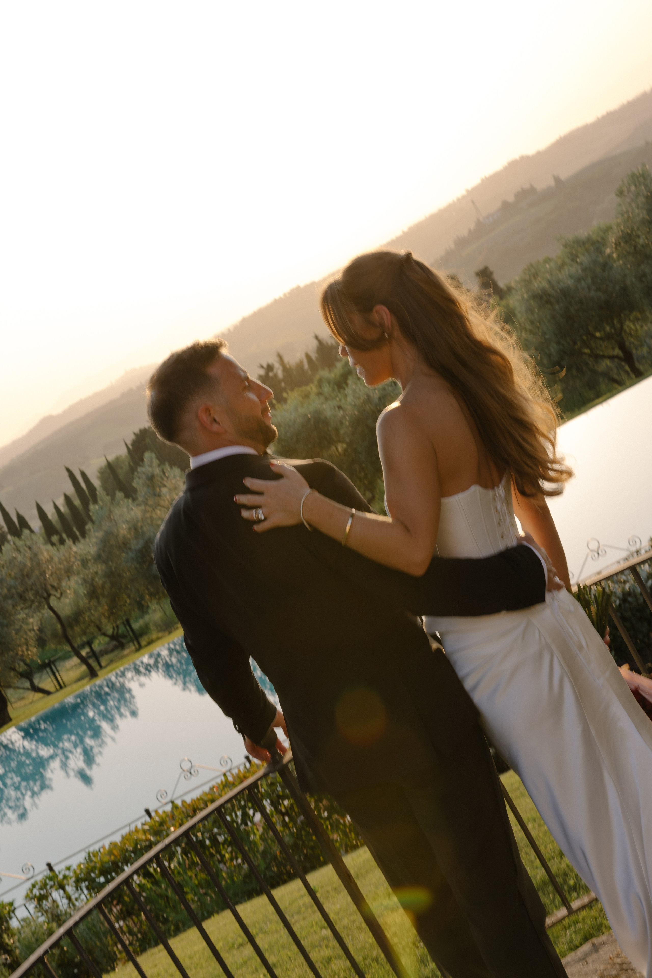 Andrew 🤍 Tilly in Tuscany. Fotografa Rimini