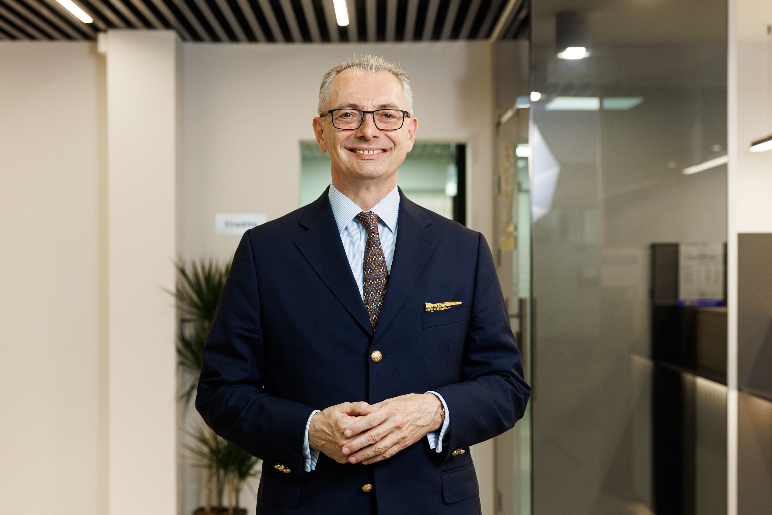 Business. Dinumalancea.com — fotograf de nunta si familie. Moldova, Romania, UE