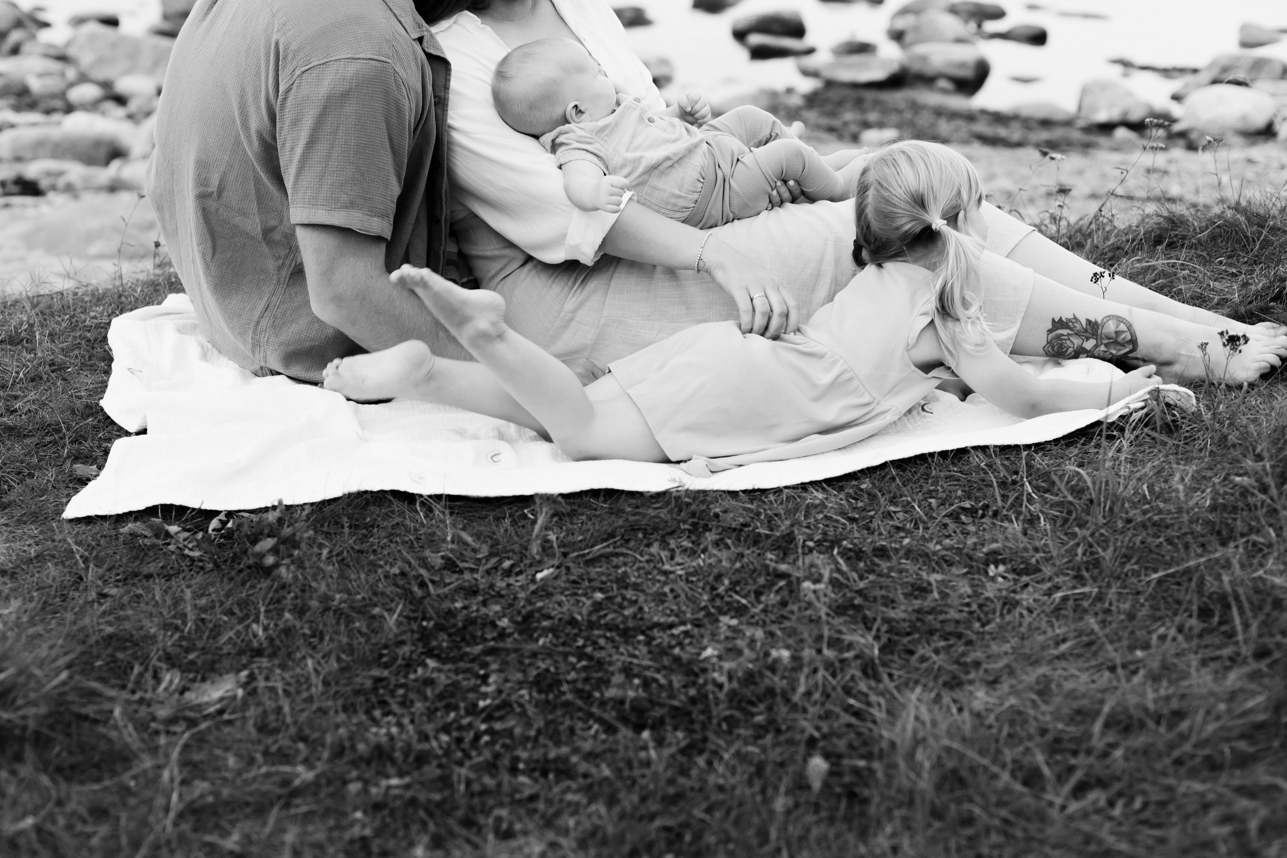 Эвелин, Иван, Саша и Эван. Главная